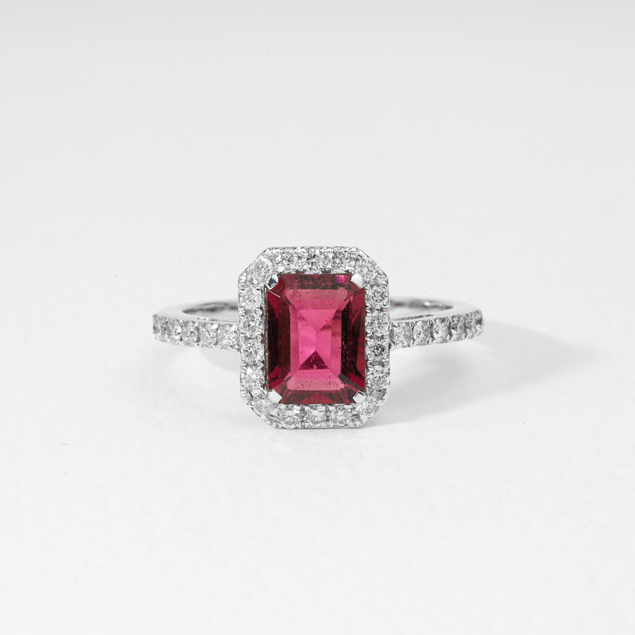 1.5 Carat Rubellite Tourmaline with 0.5Ct Diamonds Cocktail Ring 18k White In New Condition For Sale In Jaipur, RJ