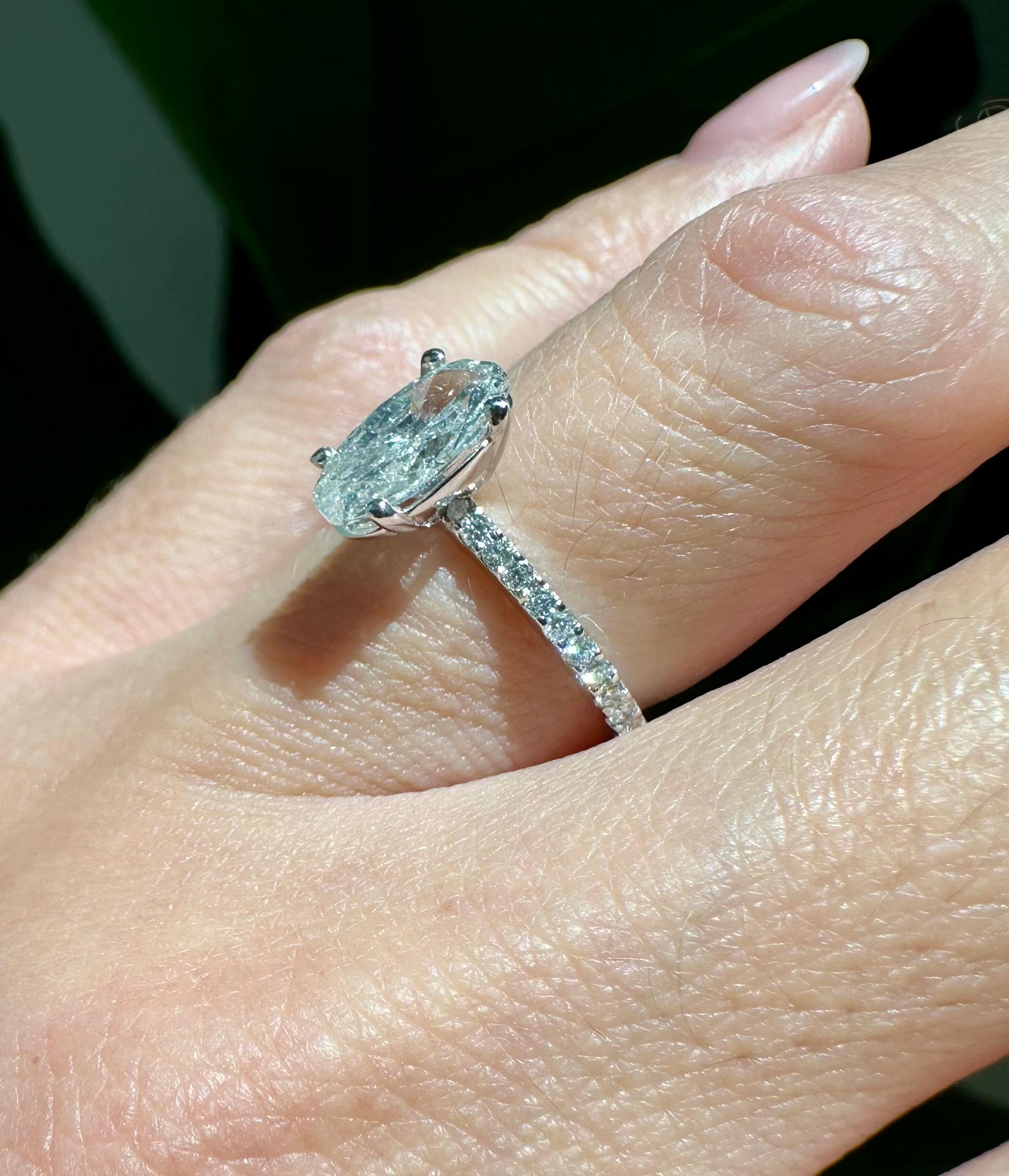 1.5 Carat Total GIA Certified Oval Cut Diamond Engagement Ring In 14k White Gold For Sale 2