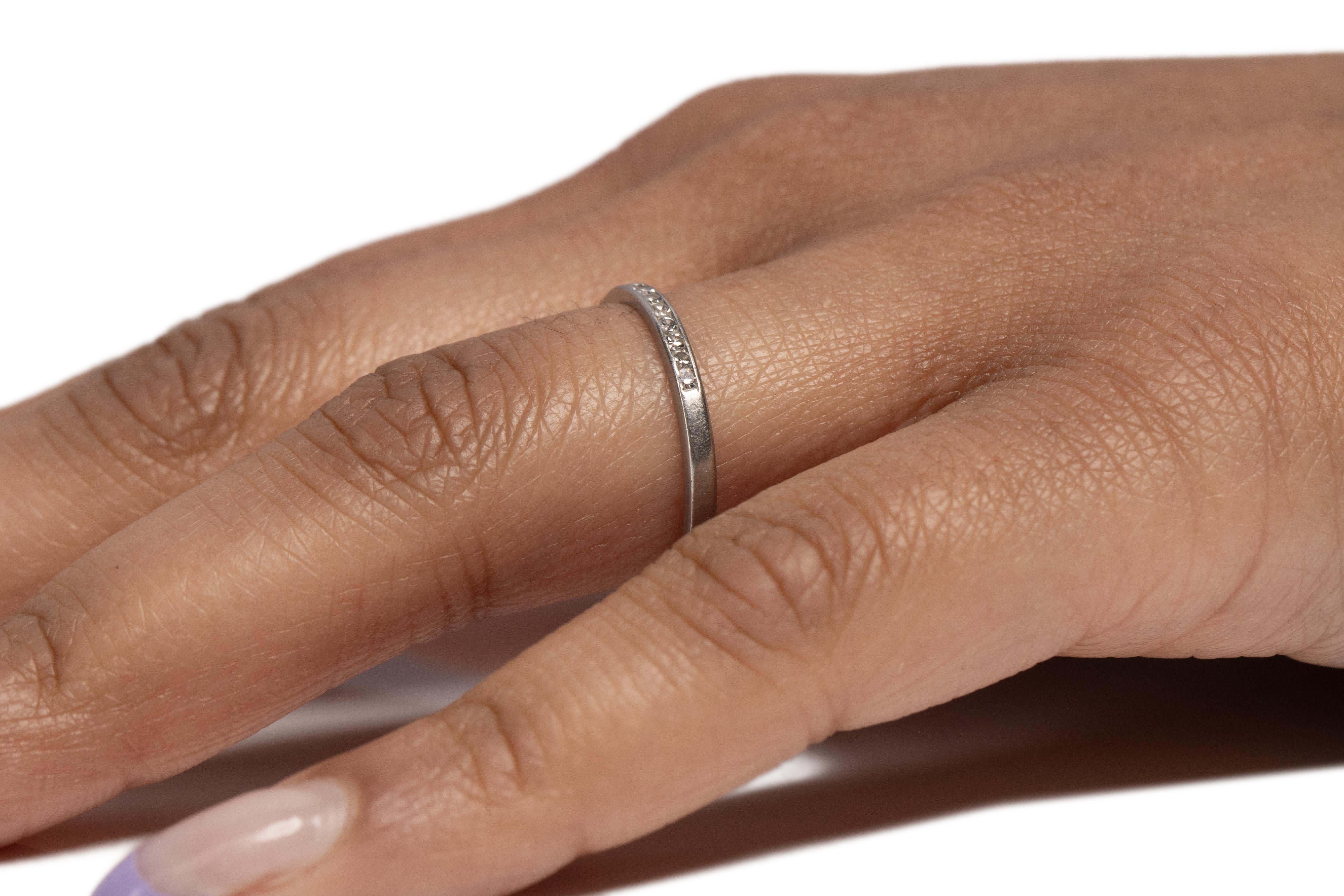 Women's .15 Carat Total Weight Art Deco Diamond Platinum Engagement Ring For Sale