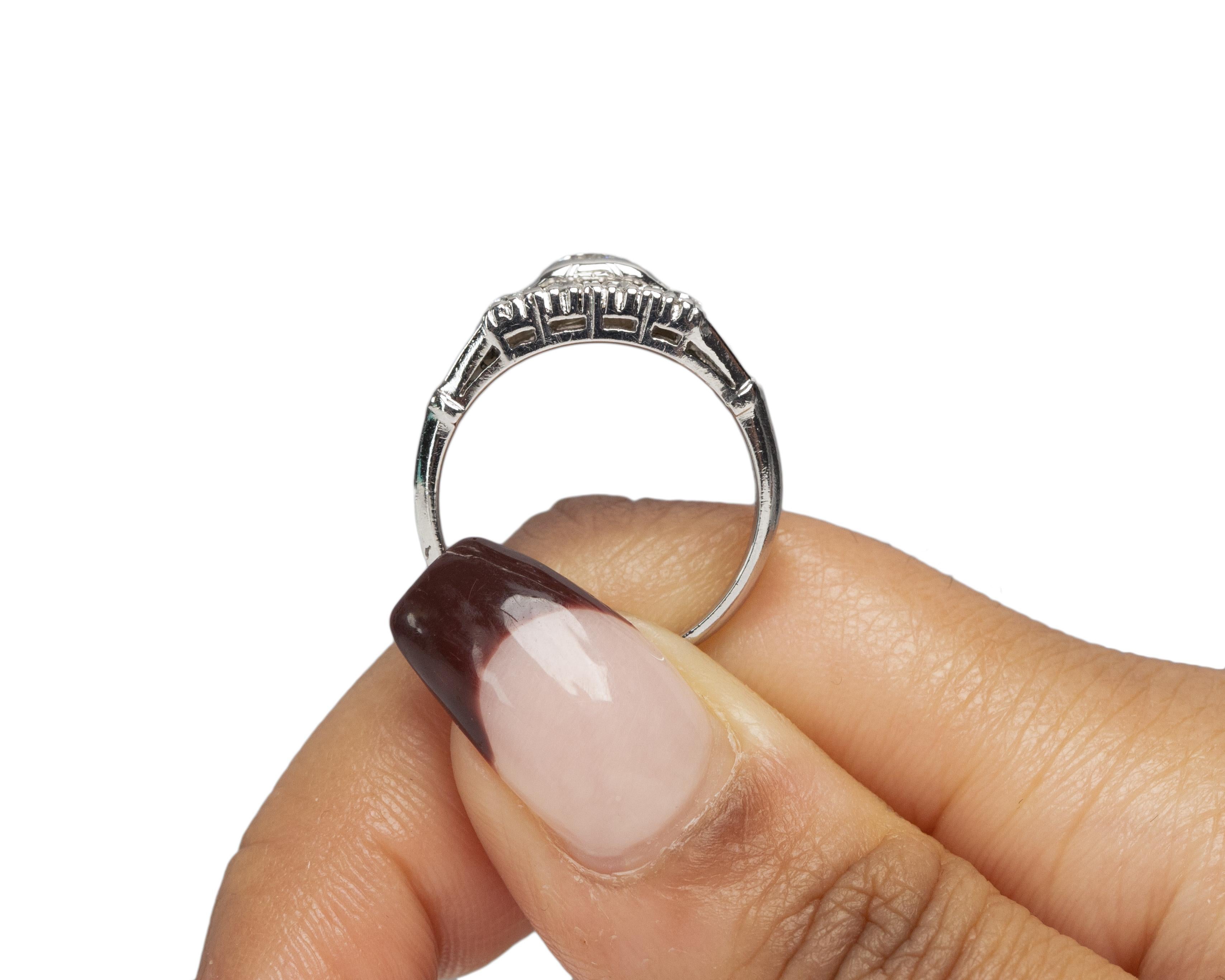 Bague de fiançailles Art déco en platine avec diamants d'un poids total de 0,15 carat en vente 3