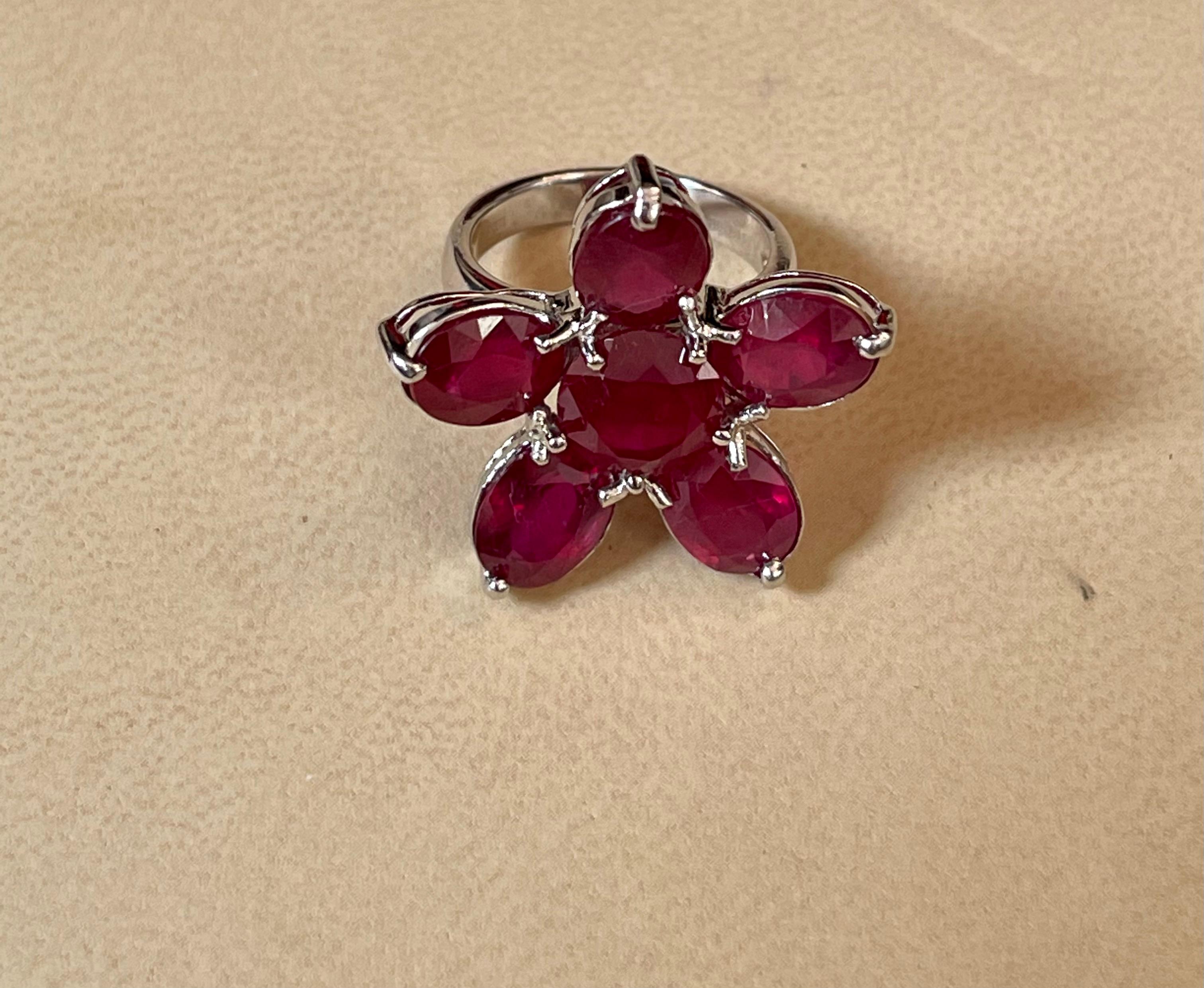 15 Carat Treated Ruby Big Flower Cocktail Ring in 18 Karat White Gold For Sale 1