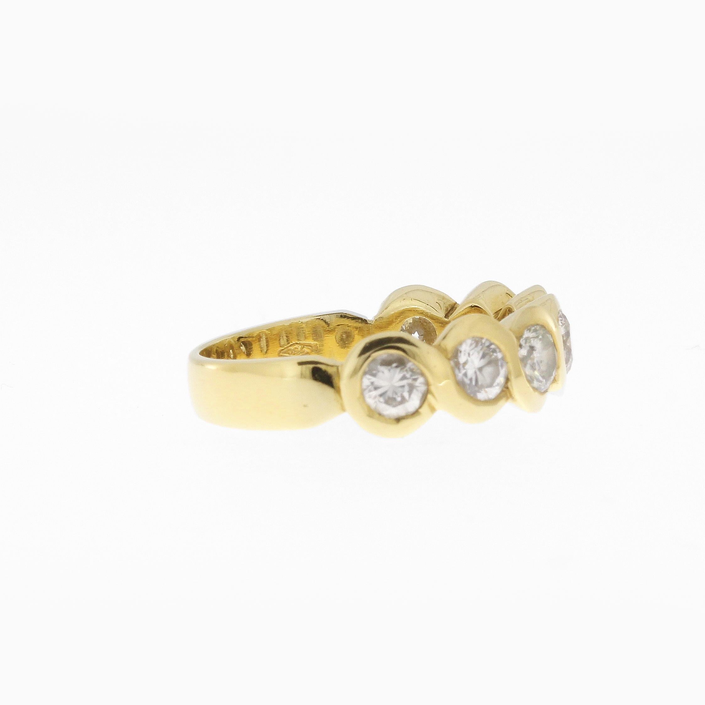 1,5 Karat Gelbgold Diamant Halb-Eternity-Ring im Angebot 2