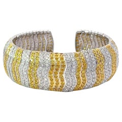 15 Carat Yellow & White Round Cut Diamond in 18K Cuff Bangle
