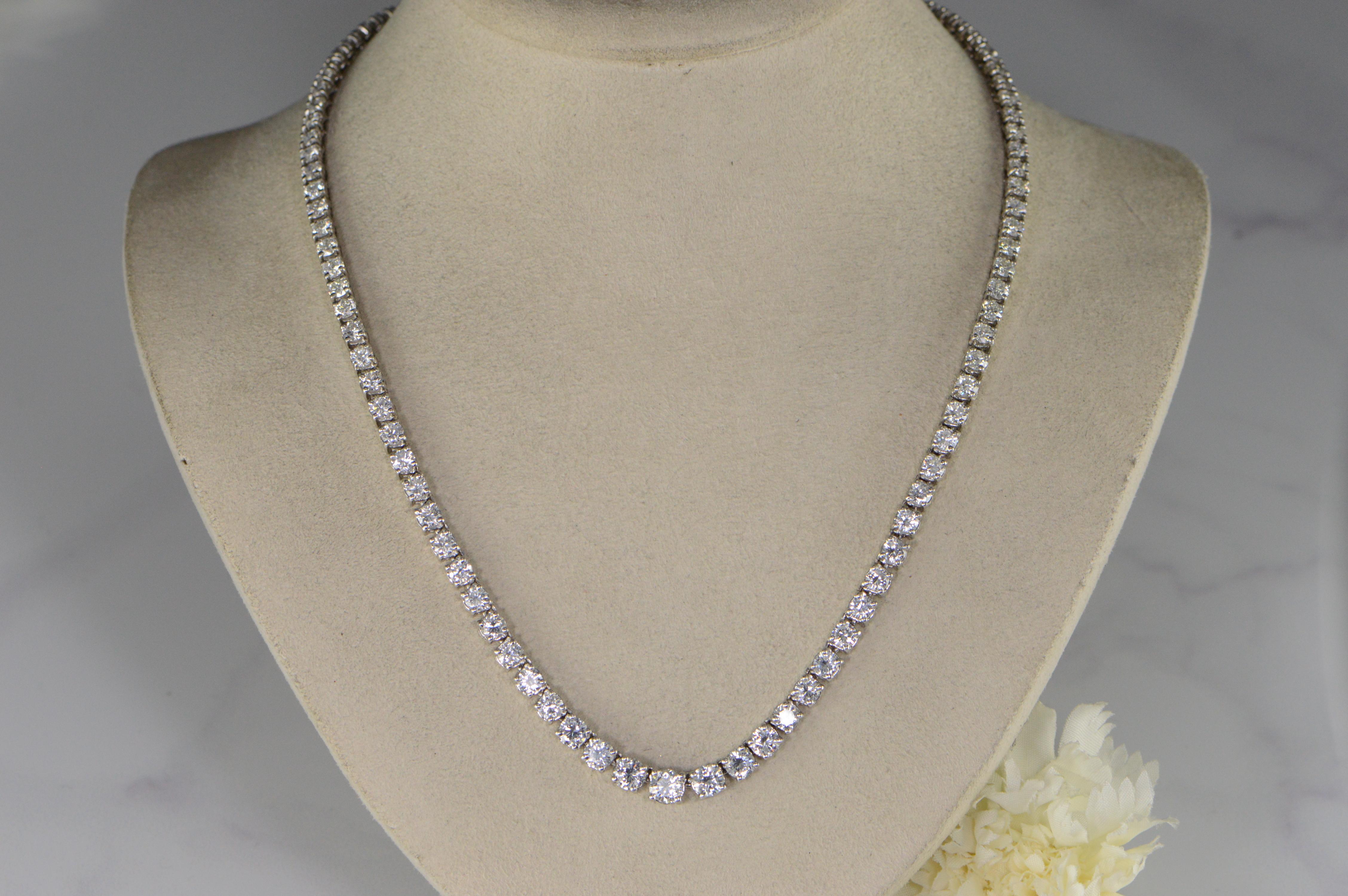 15 Carat Diamonds Platinum Necklace In Excellent Condition For Sale In Frederick, MD