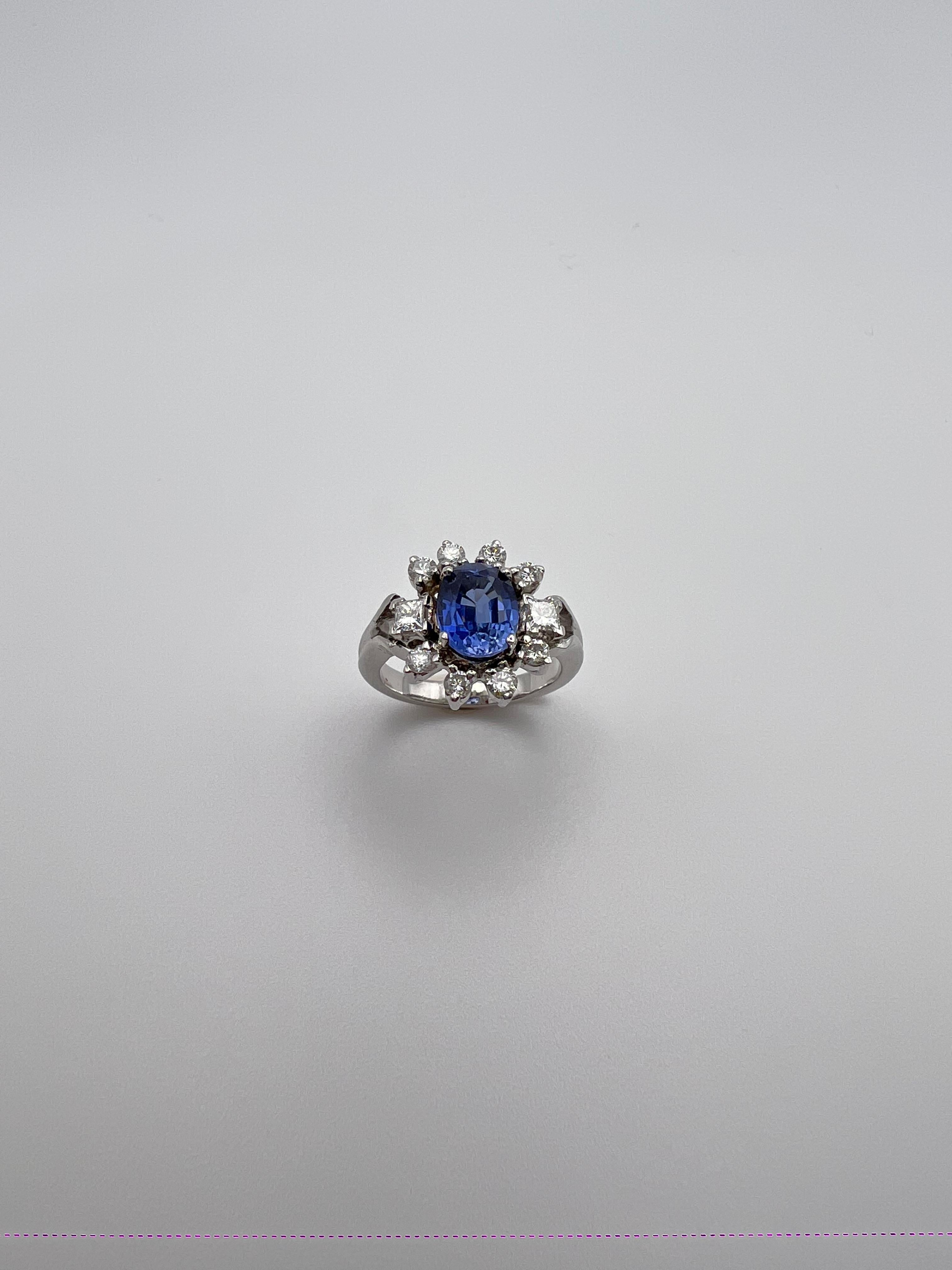Women's 1.5 Carats Sapphire and Diamond White Gold Ring For Sale