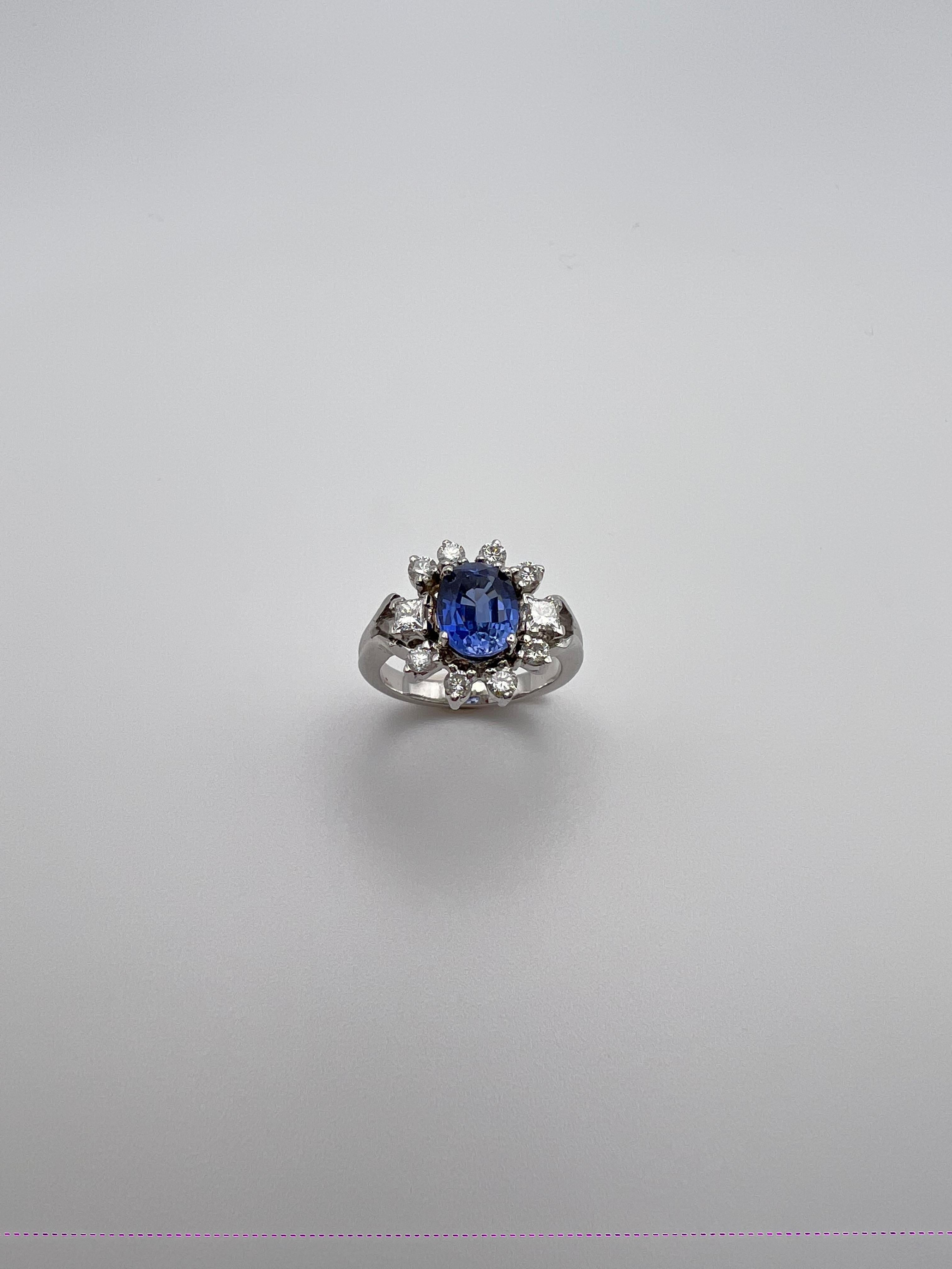 1,5 Karat Saphir und Diamant-Weißgold-Ring Damen im Angebot