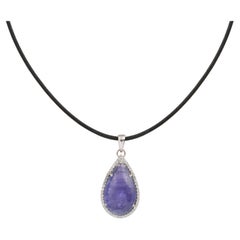 Pendentif en or blanc 18 carats avec tanzanite de 15 carats et diamants