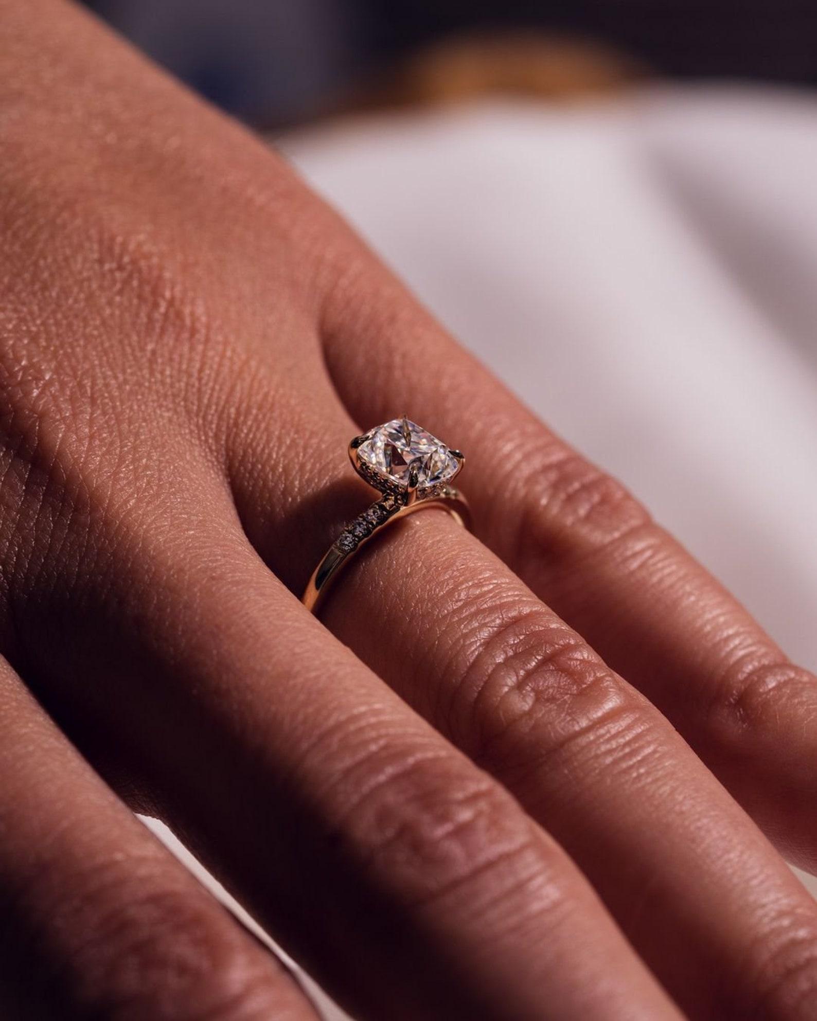 Verlobungsring 925 aus Moissanit mit 1,5 Karat im Kissenschliff und Sterlingsilber aus Sterlingsilber, Geschenk. 3