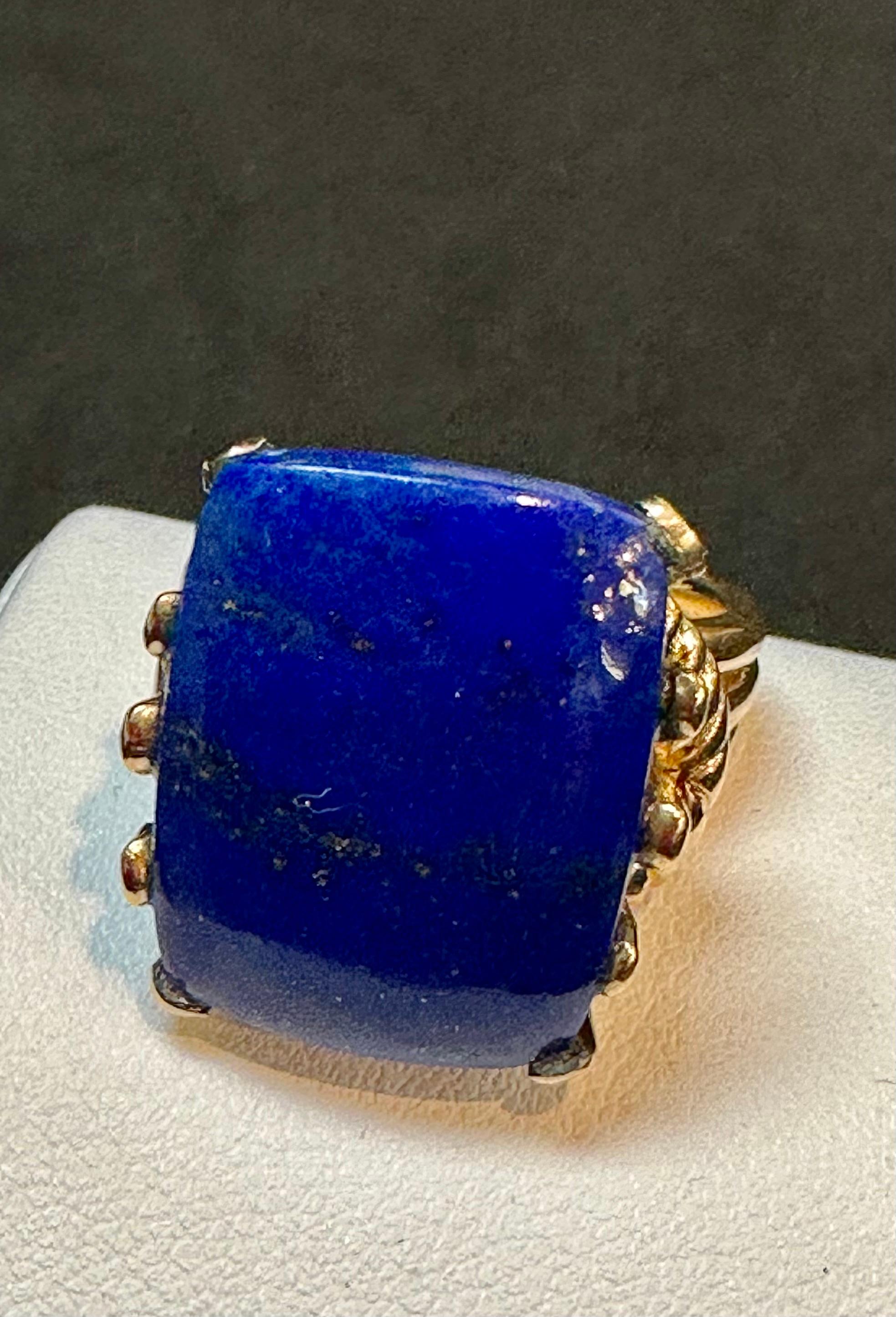 Bague en or jaune 14 carats avec lapis-lazuli naturel taille émeraude 15 carats, taille de succession 7