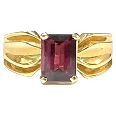 1.5 Ct Garnet 14K Yellow Gold Ring