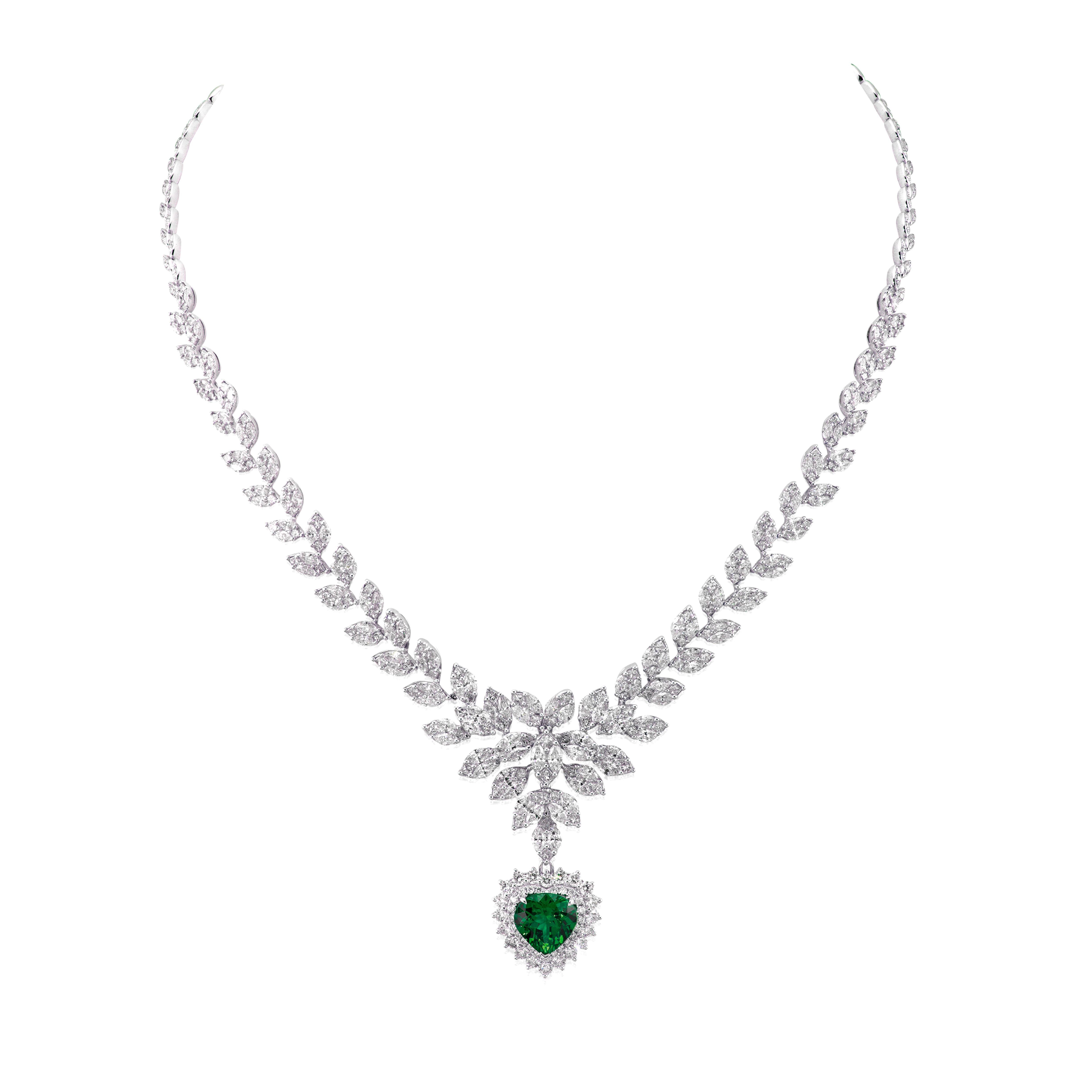 15 Ct. ICA LAB Collana di diamanti a forma di pera con smeraldo a olio minore In condizioni Nuovo in vendita a Chicago, IL
