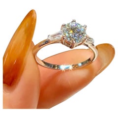 1,5 Karat Moissanit Ring Trendy Women's Ring Ehering 925 Sterling Silber.
