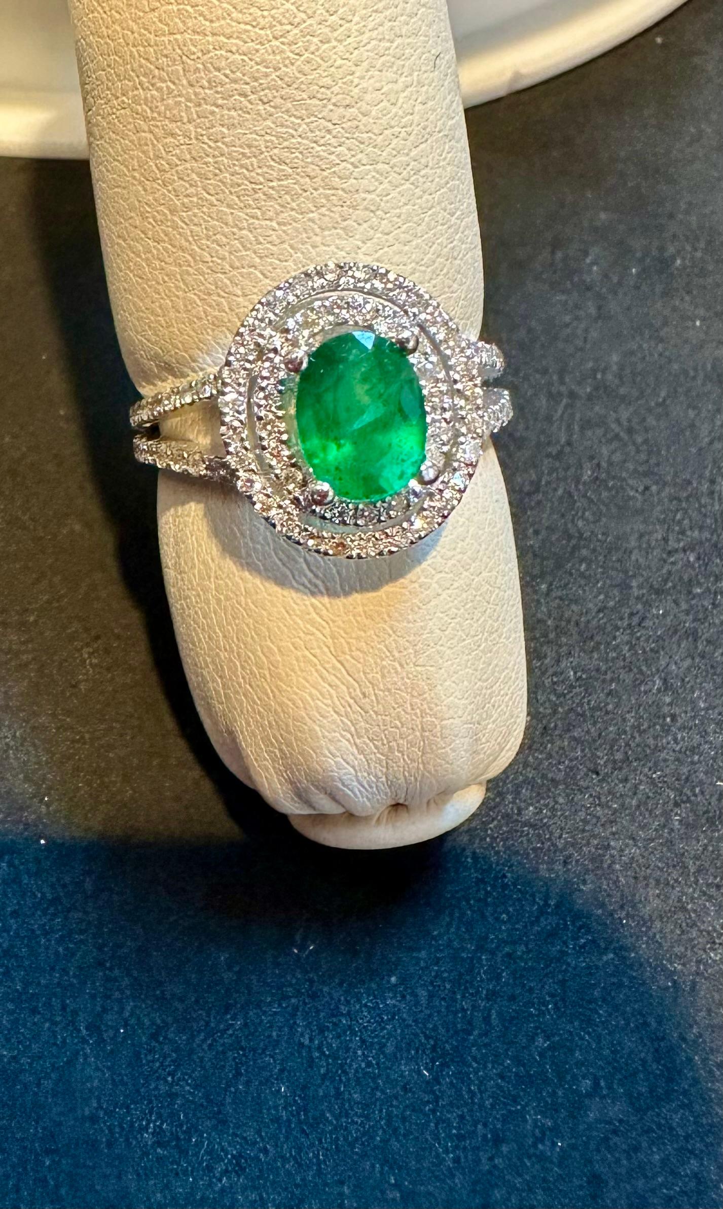 1.5 Ct Oval Cut Natural Emerald & 2 Ct Natural Diamond Halo Engagement Ring For Sale 4