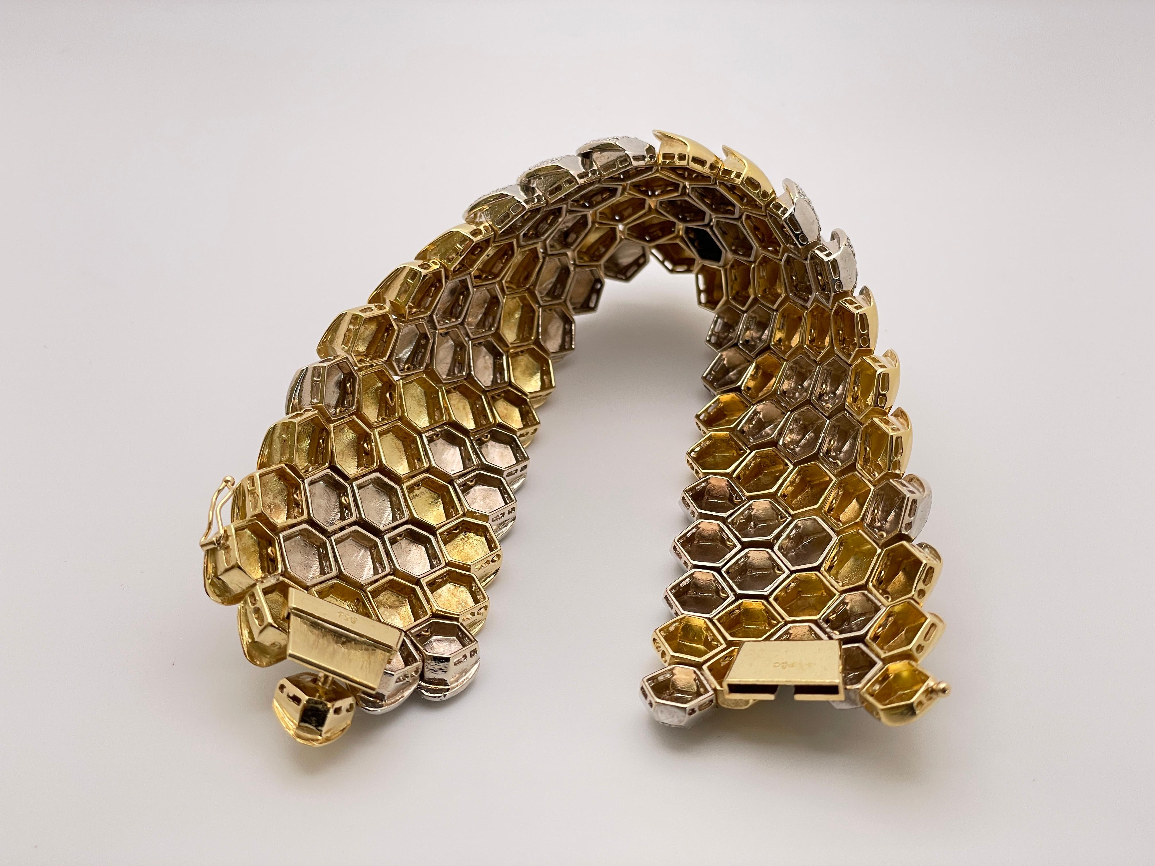 15 CT Paolo Costagli Pulsera de diamantes de piel de serpiente de oro amarillo de 18 quilates en venta 9
