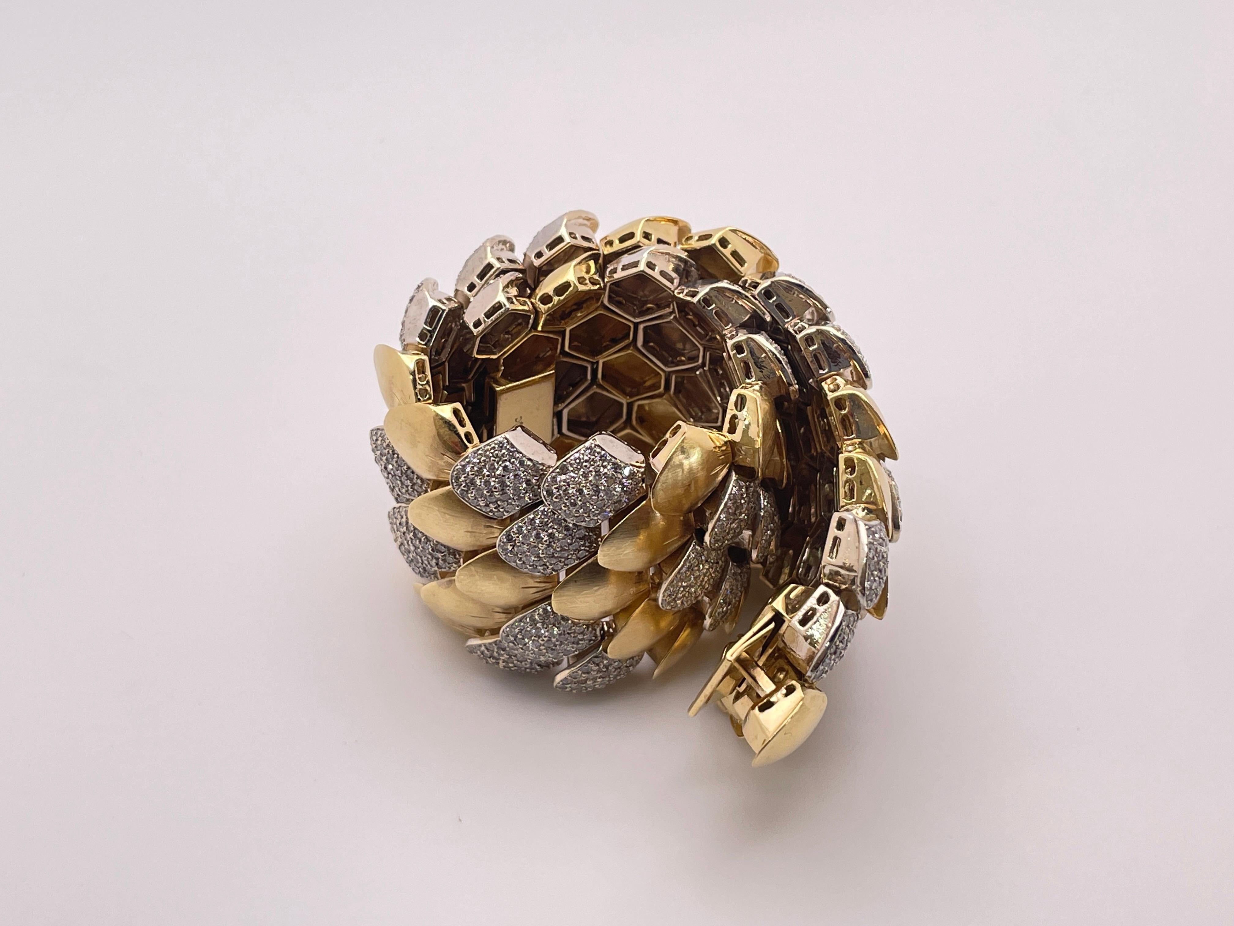15 CT Paolo Costagli Pulsera de diamantes de piel de serpiente de oro amarillo de 18 quilates en venta 1