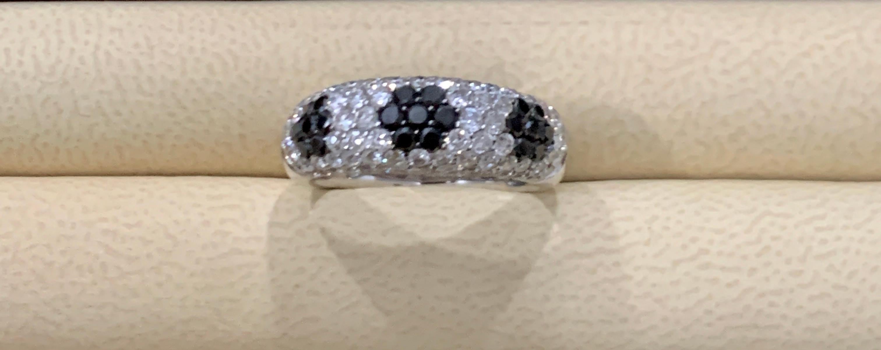 1.5 Carat White Diamond and 0.6 Carat Black Diamond Cocktail Ring 14 Karat Gold 1