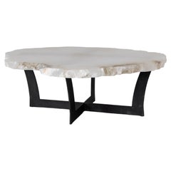 Table basse italienne de haute hauteur en dalle d'albâtre sur base en acier