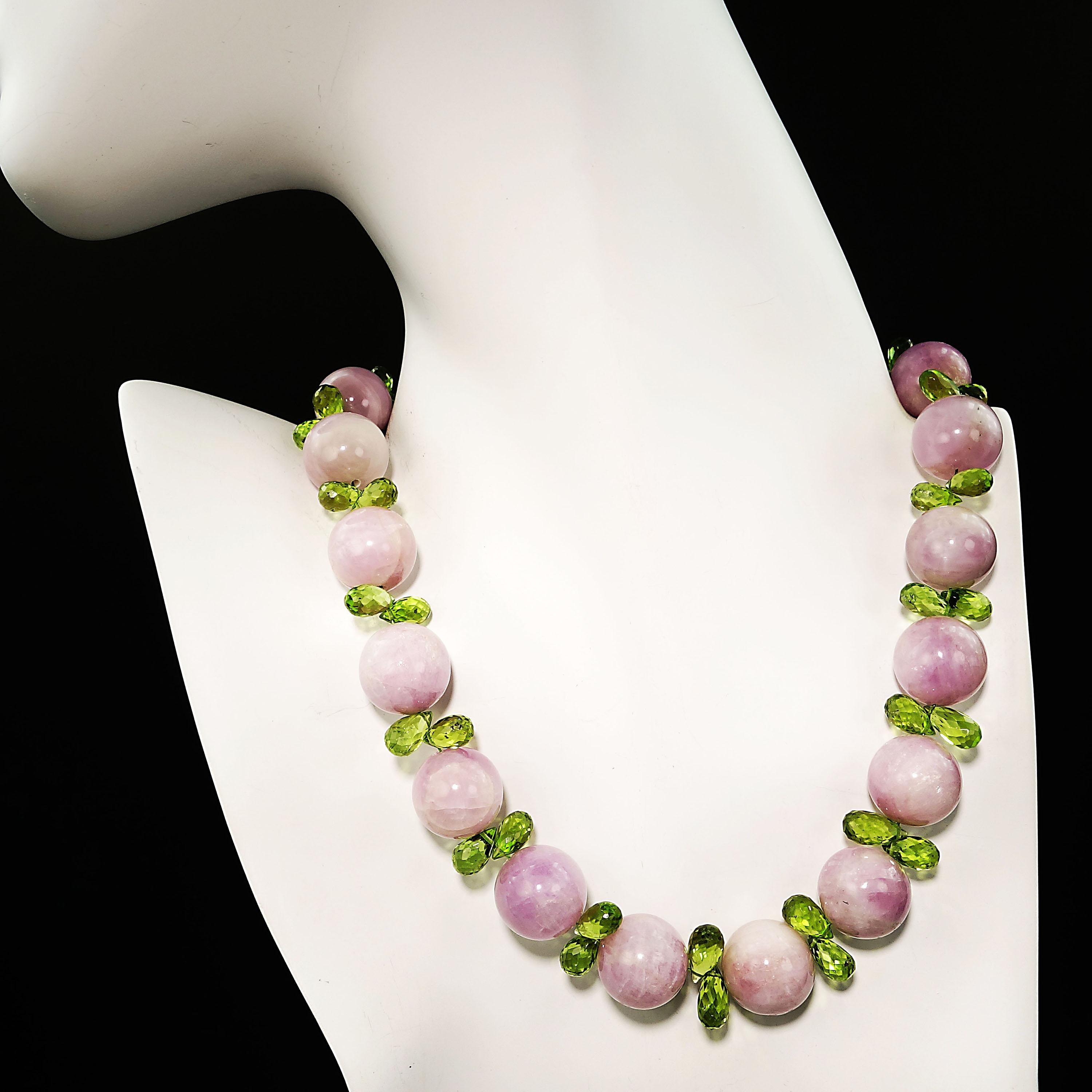 Artisan Gemjunky 15 Inch Choker of Glowing Pink Kunzite and Sparkling Green Peridot