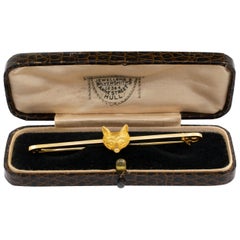 15 Karat Gold Fox Head Bar Brooch Complete with Antique Box, circa 1920