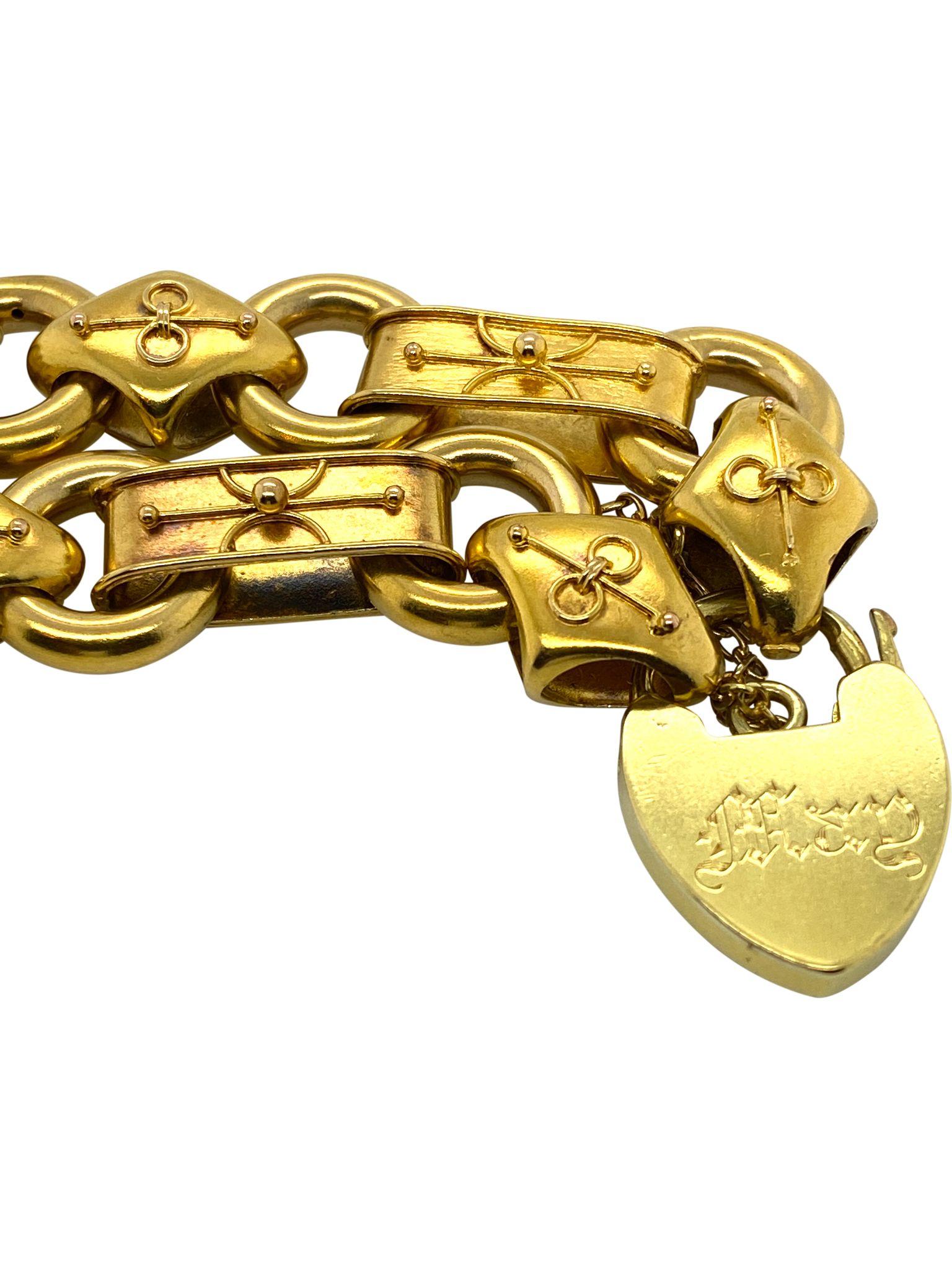 15 Karat Yellow Gold Antique Heart Padlock Bracelet 3