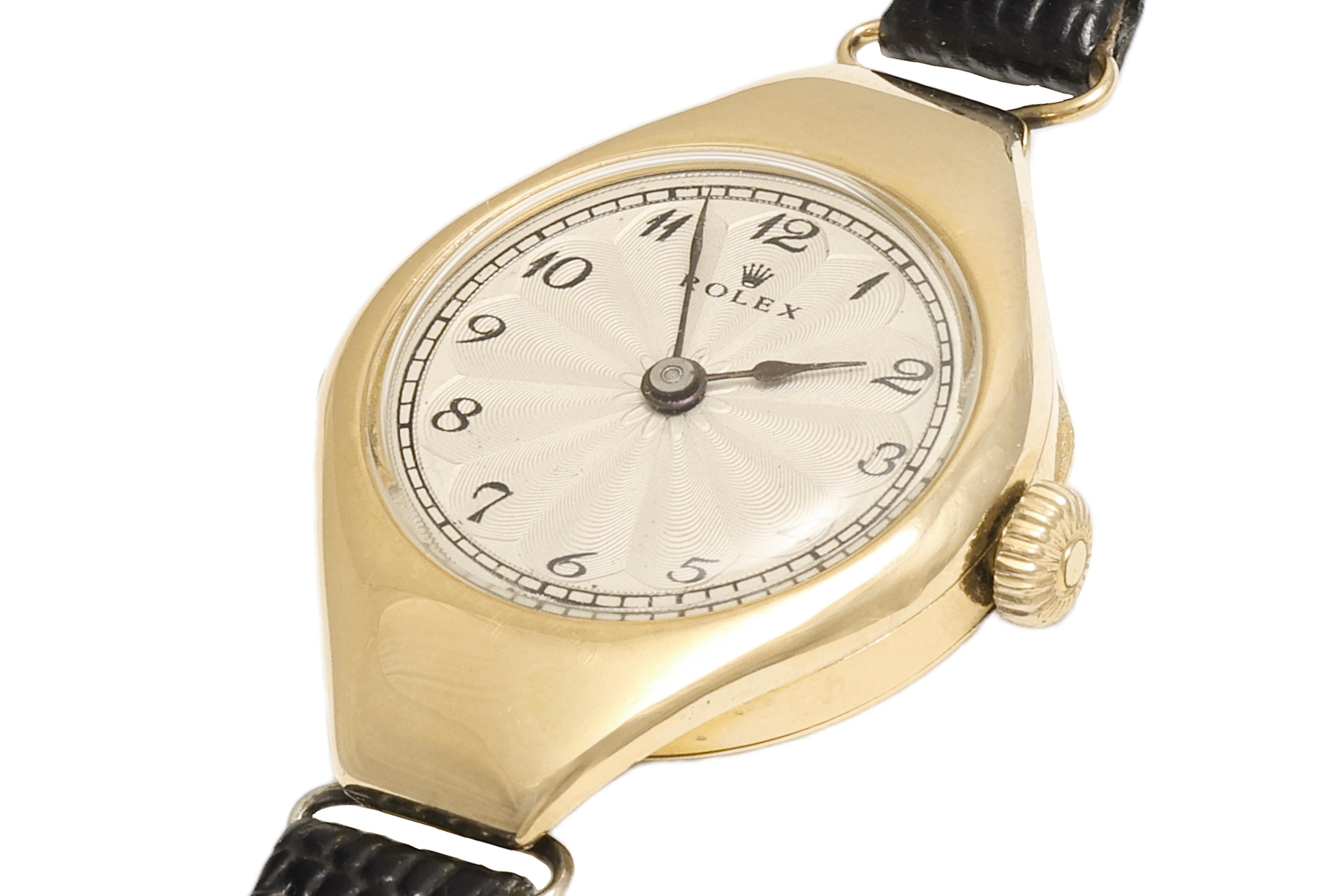 Montre Rolex vintage en or 15 carats à remontage manuel pour femmes, collectionneurs en vente 3
