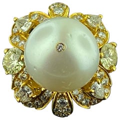 Pearl and Diamond Ring in 14 Karat Yellow Gold