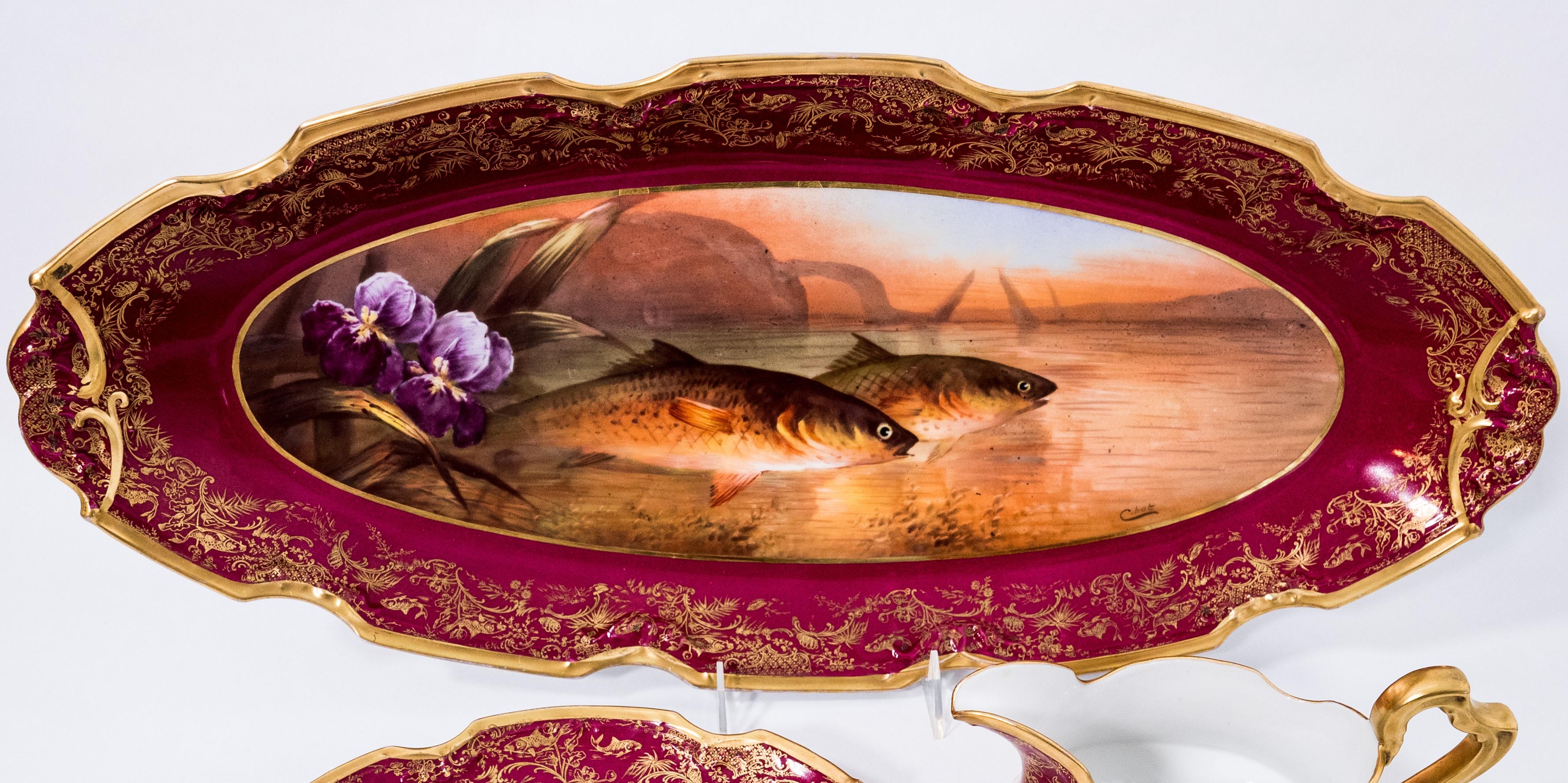 Or Service à poisson de 15 pièces avec plateau, saucière et 12 assiettes, rubis antique de Limoges en vente