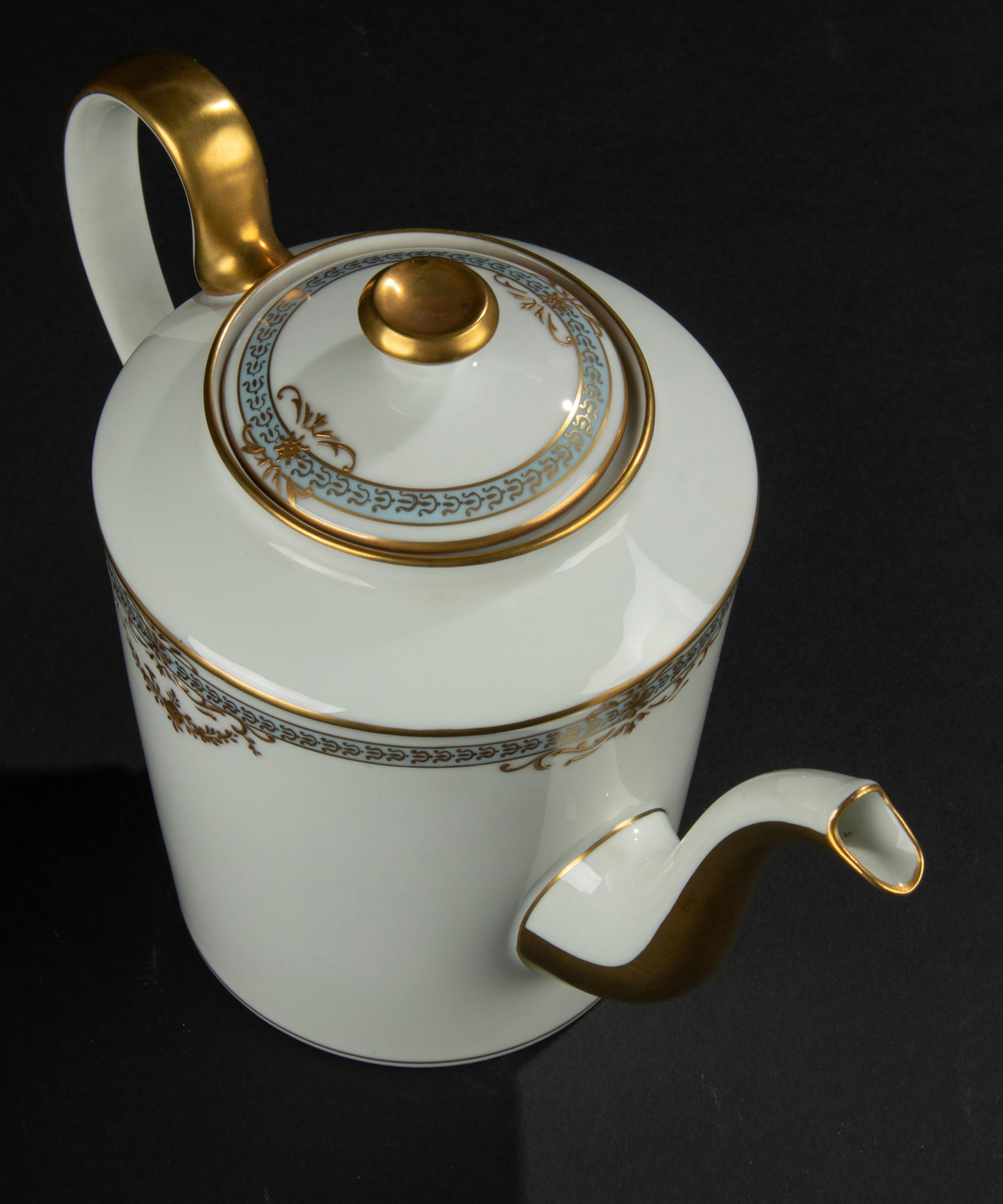 15-Piece Porcelain Tea Set, Royal Limoges, Relief Gilded  7