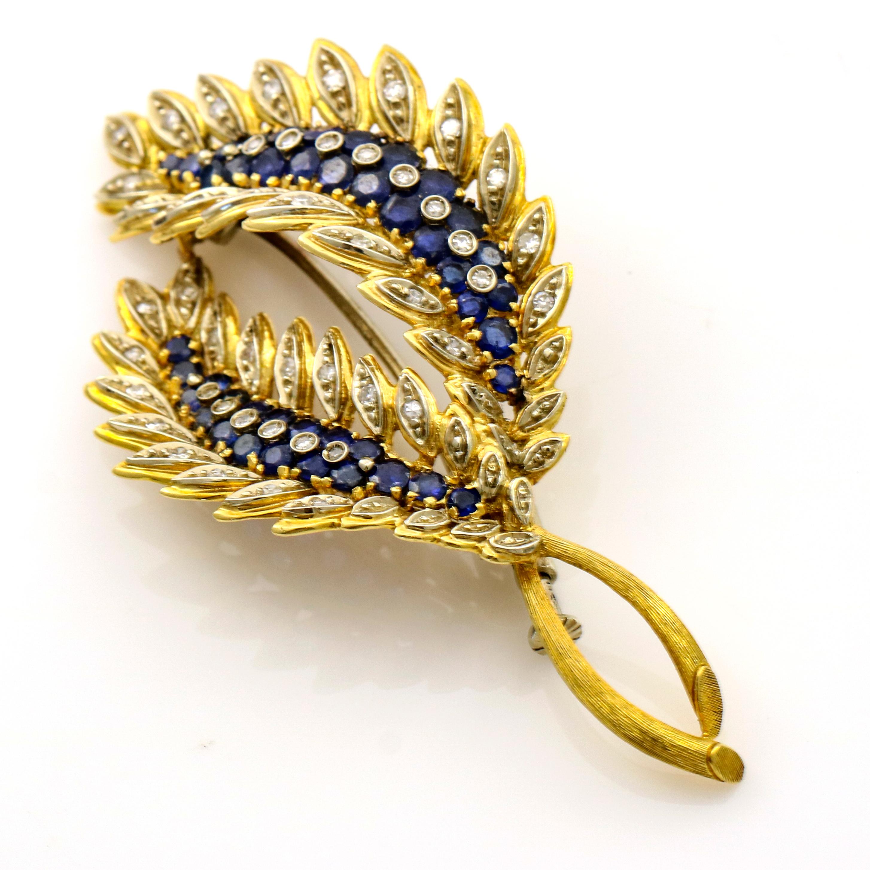 1.50 Carat 18 Karat Gold Sapphire Diamond Double Leaf Brooch In Excellent Condition For Sale In Fort Lauderdale, FL