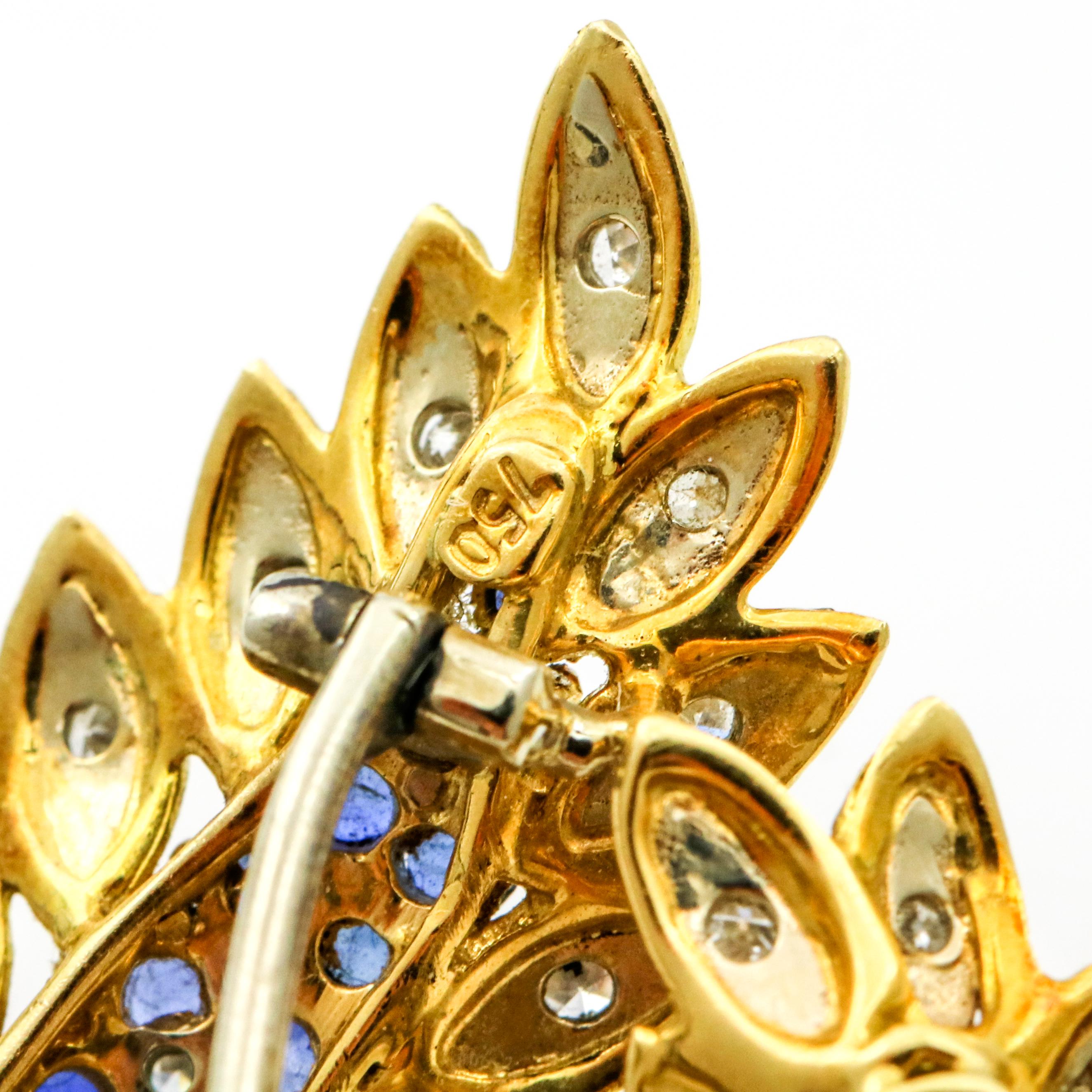 1.50 Carat 18 Karat Gold Sapphire Diamond Double Leaf Brooch For Sale 2