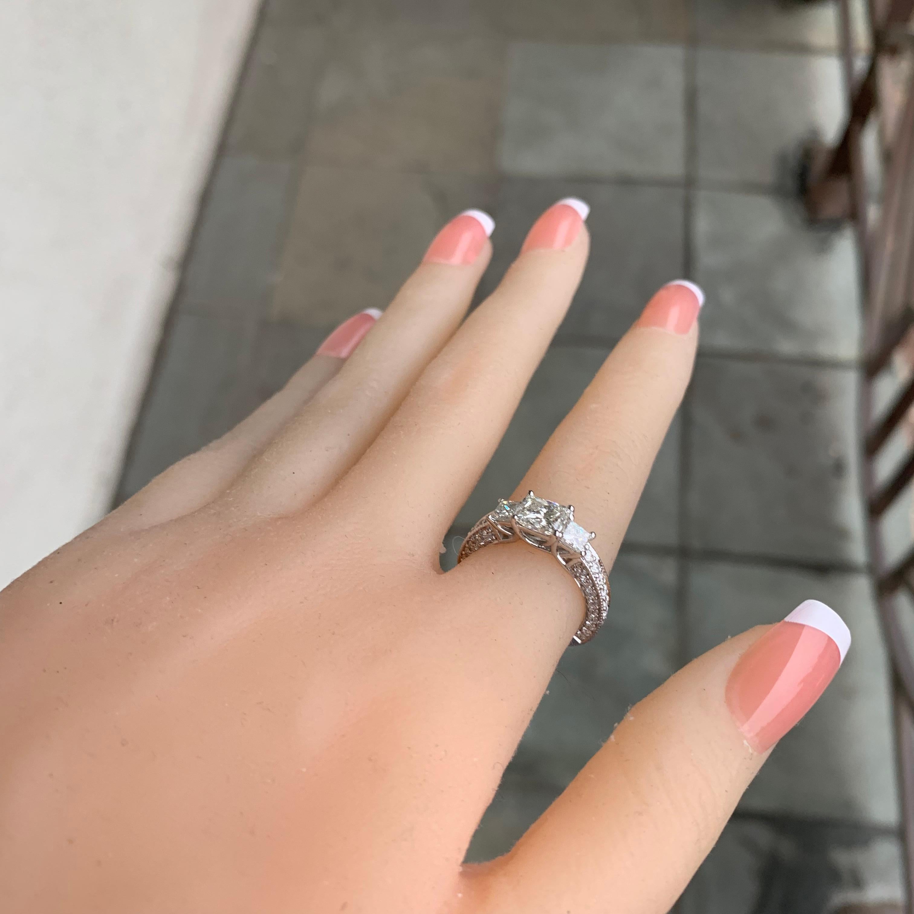 1.50 Carat Approximate, 3 Diamond Round Halo Engagement Ring, Ben Dannie Damen im Angebot