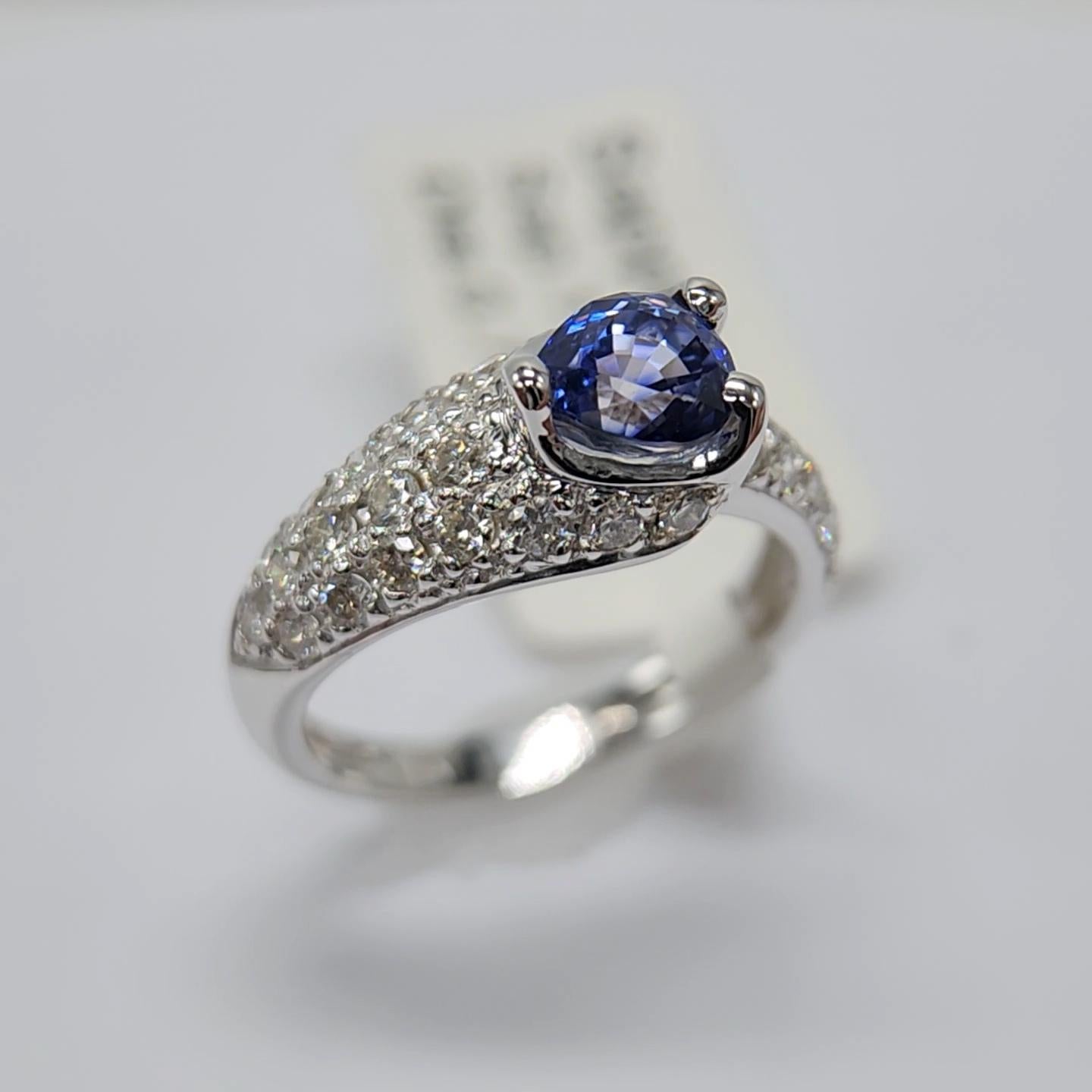 Women's 1.50 Carat Blue Sapphire  Ring 14 Karat White Gold with Diamonds. For Sale