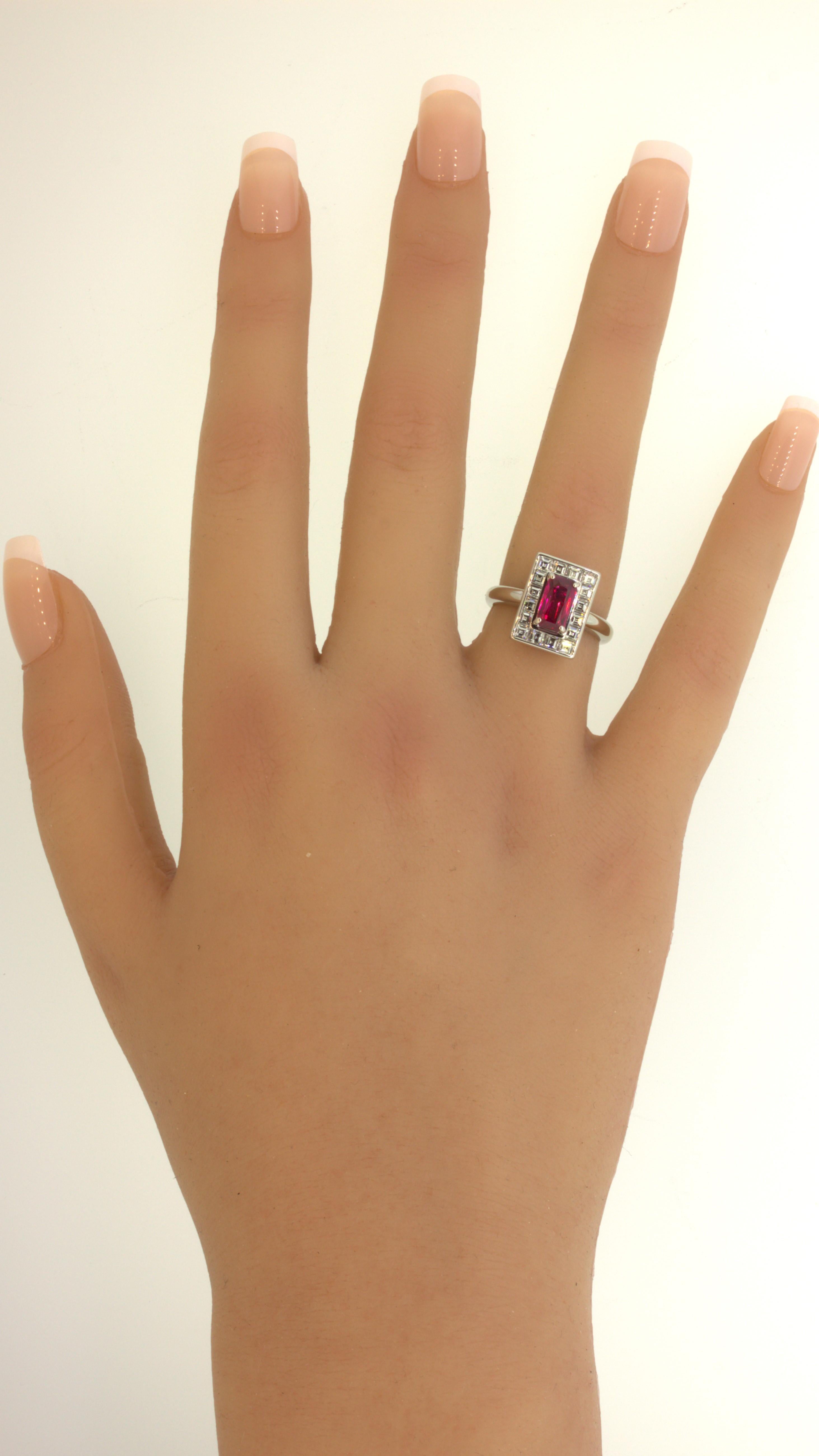 1.50 Carat Burmese Ruby Diamond Platinum Ring, GIA Certified For Sale 2