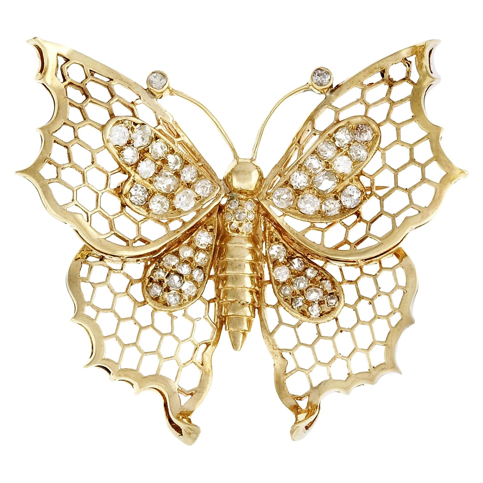 1.50 Carat Butterfly Diamond Gold Brooch For Sale