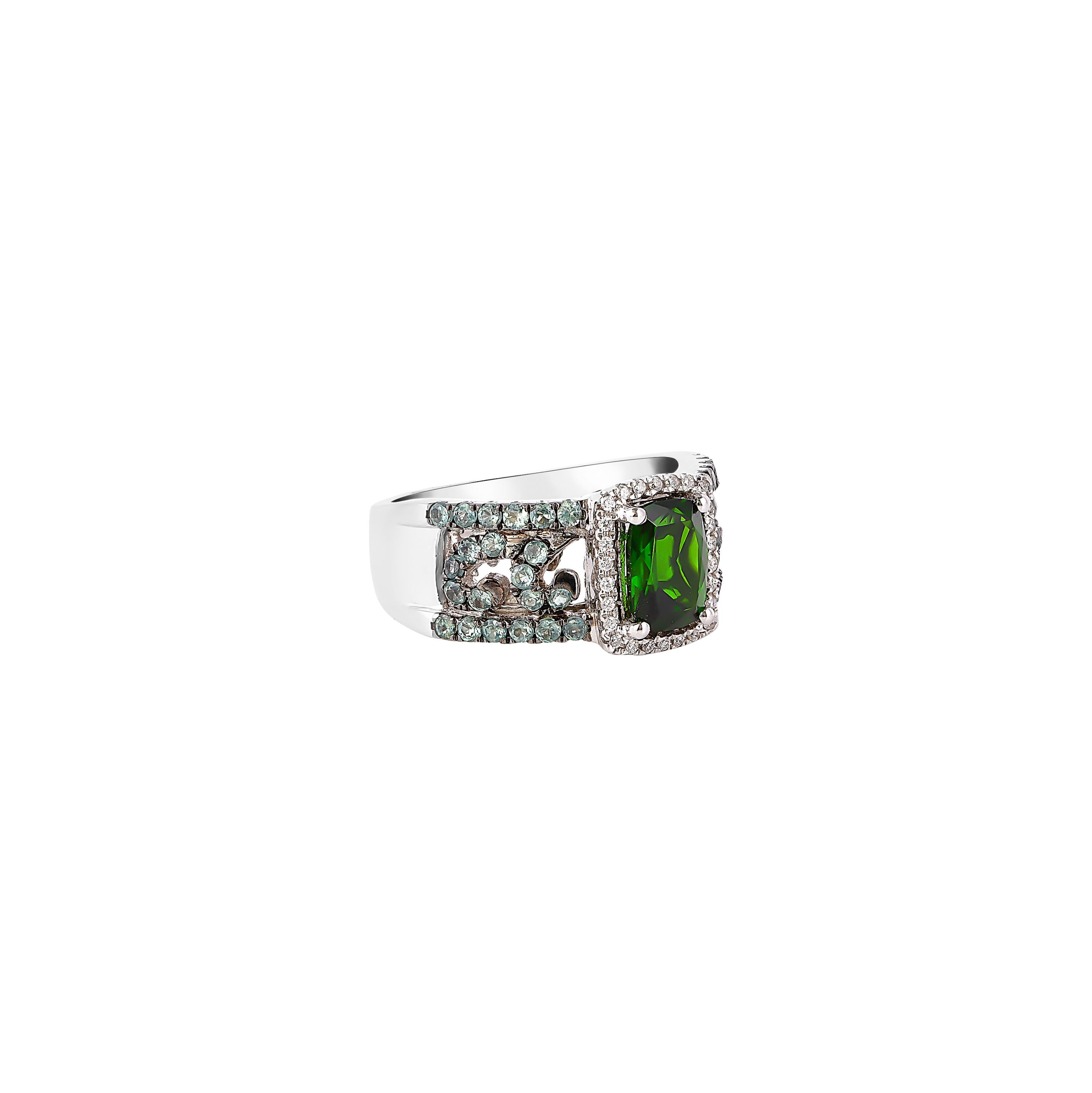 Unique and Designer Cocktail Rings by Sunita Nahata Fine Design.

Classic Chrome Diopside ring in 14K White gold with Alexandrite and Diamonds. 

Chrome Diopside: 1.50 carat, 6X8mm size, Cushion shape.
Alexandrite: 0.693 carat, 1.50mm size, round