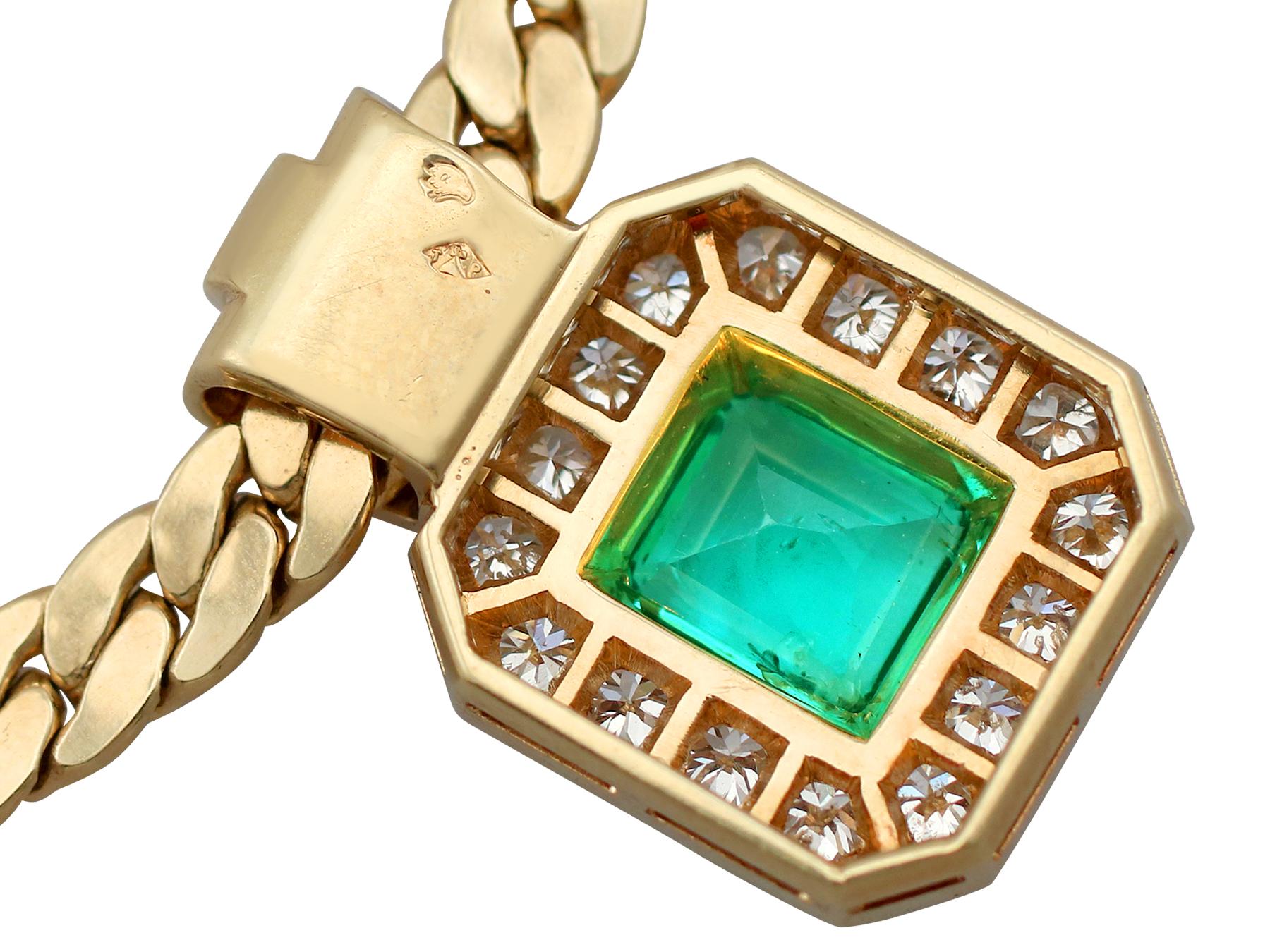 1.50 Carat Colombian Emerald 1.38 Carat Diamond Yellow Gold Necklace 1