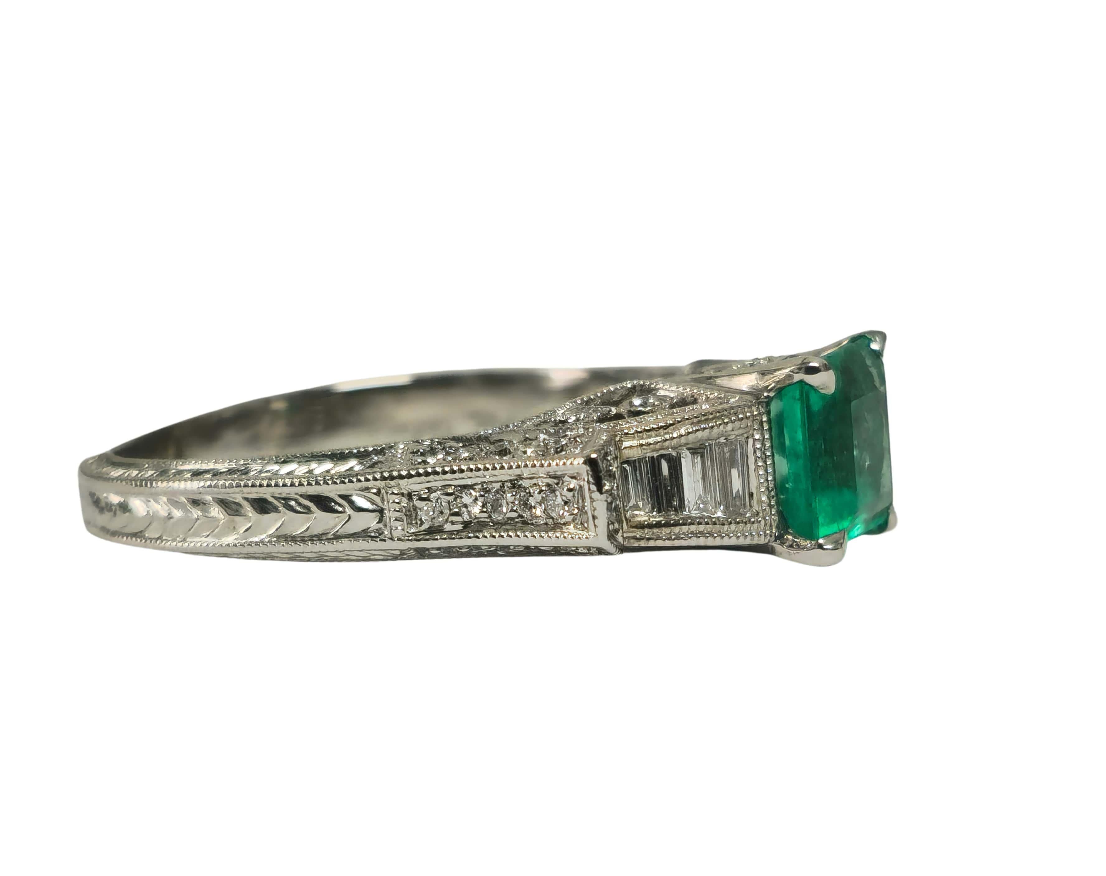 Anillo de Cóctel de Diamantes Esmeralda Colombiana de 1.50 Quilates Art Decó en venta