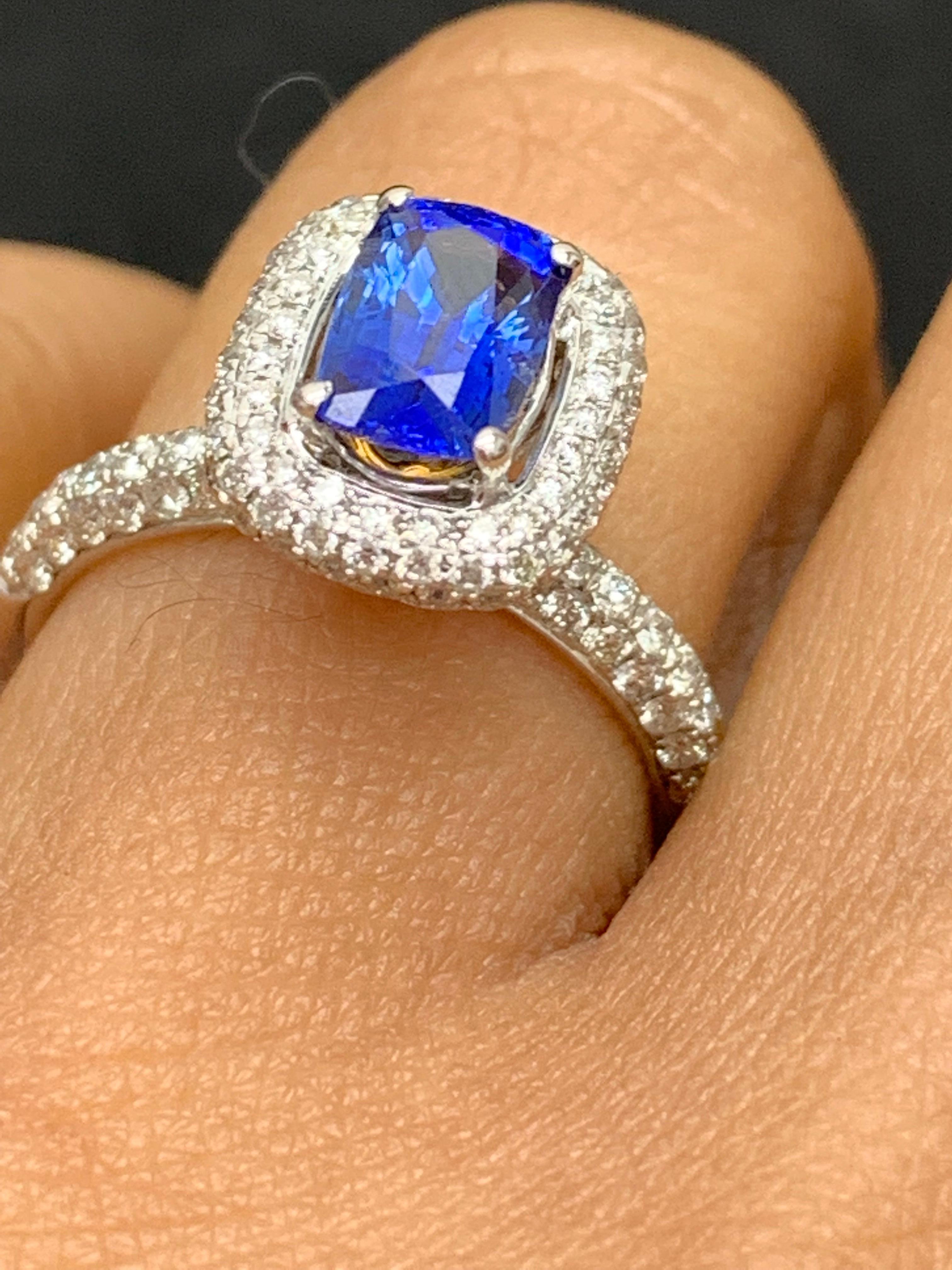Women's 1.50 Carat Cushion Cut Blue Sapphire and Diamond 18K White Gold Cocktail Ring For Sale