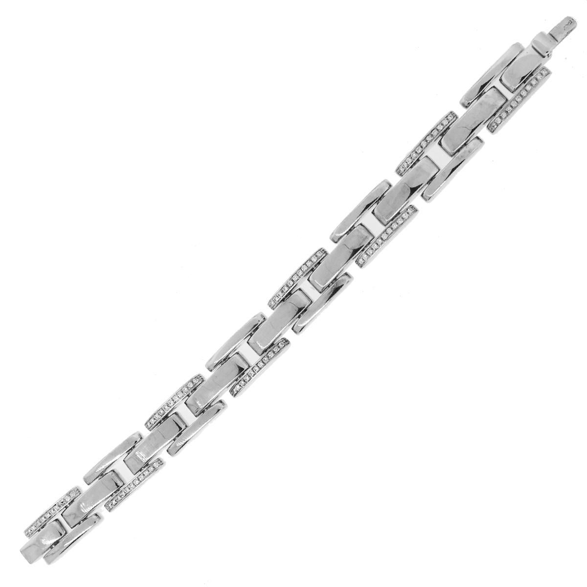 18k White Gold 1.50ctw Diamond Bar Link Bracelet
Material: 18k White Gold
Diamond Details: Approximately 1.50ctw round brilliant diamonds. Diamonds are J in color and S/I1 in clarity.
Clasps: Push clasp
Total Weight: 47.2g (30.50dwt)
Length: