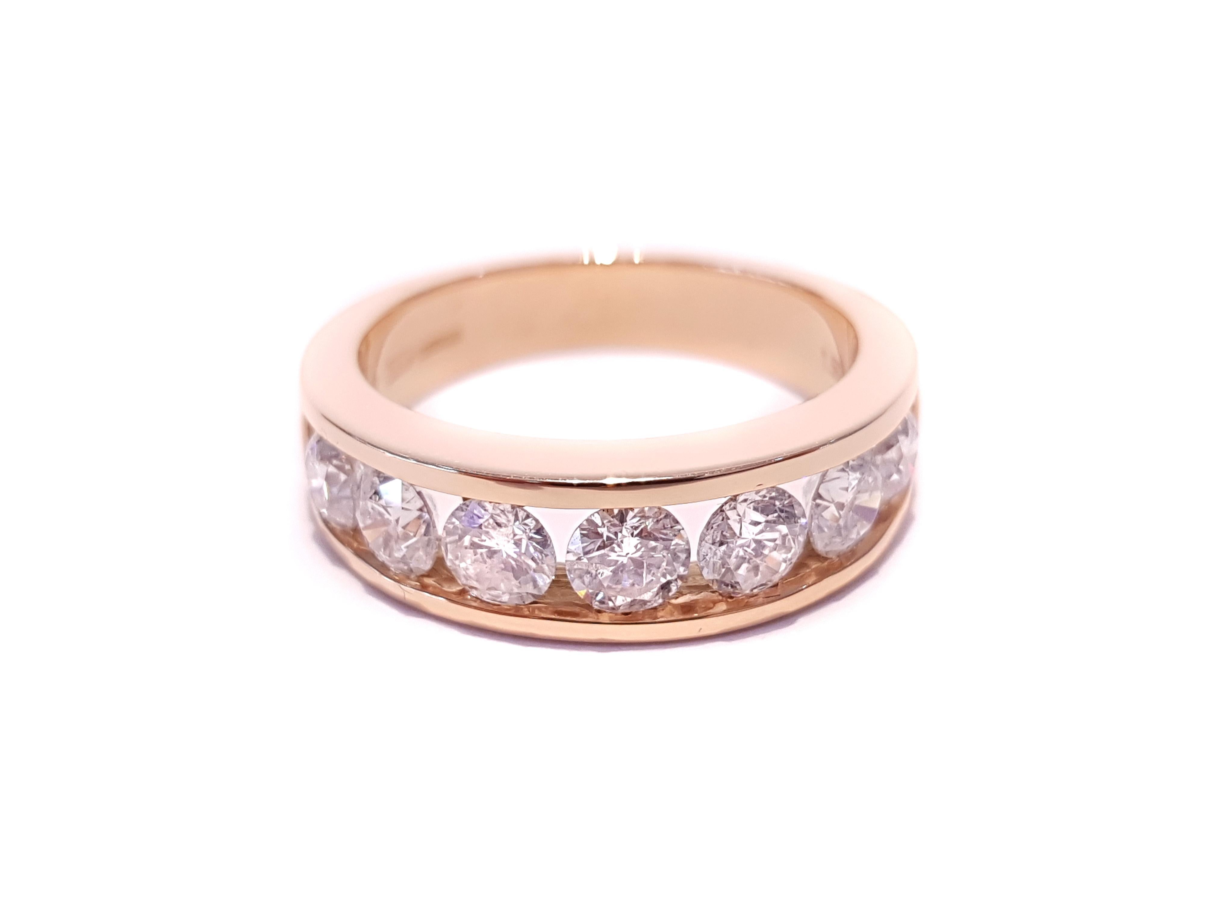 Anneau d'éternité en or rose 18 carats serti de 1,50 carat de diamants   Neuf - En vente à London, GB