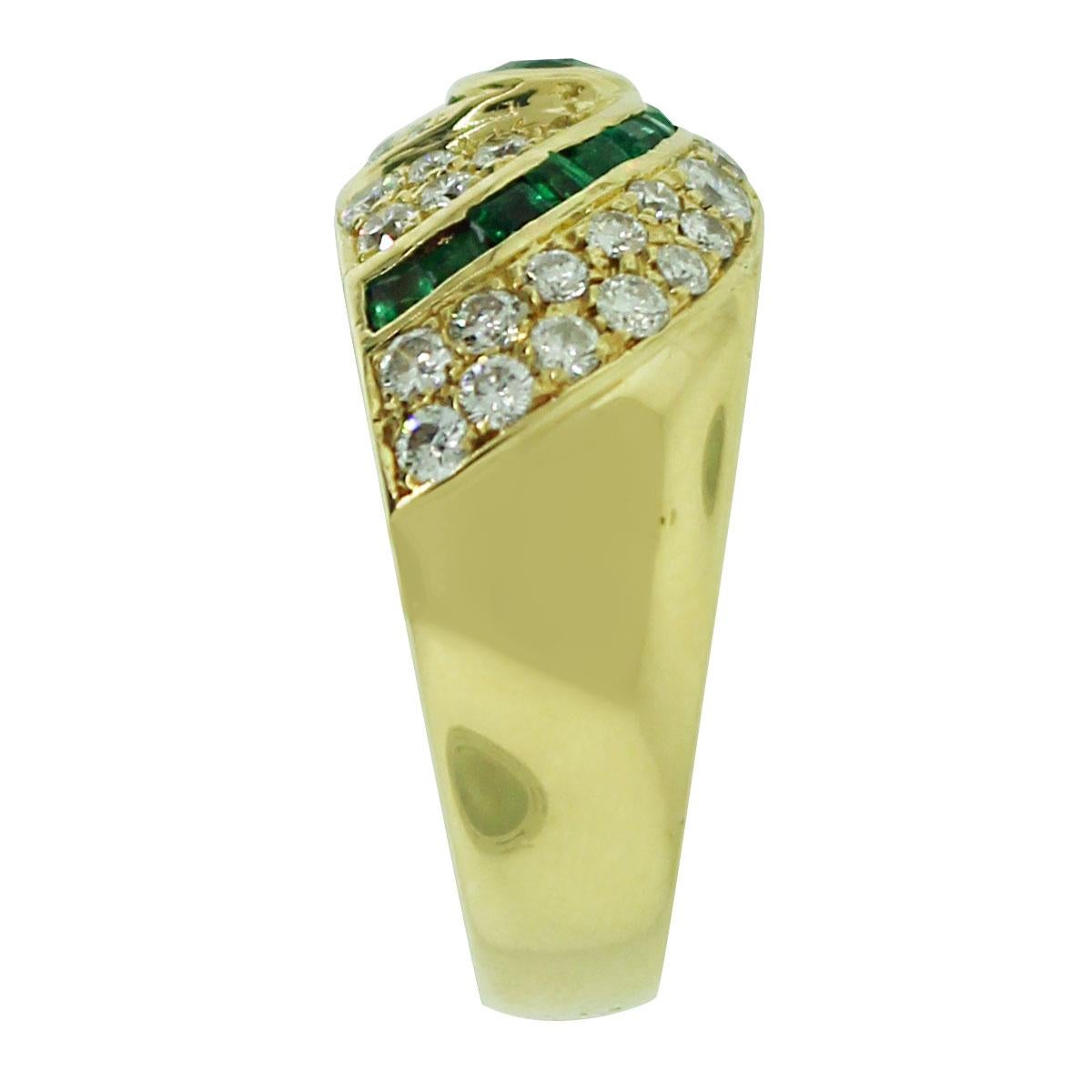 Round Cut 1.50 Carat Diamond Emerald Ring