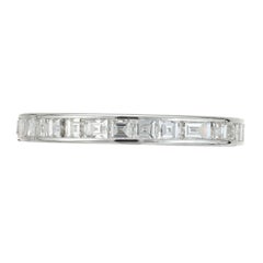 Anneau d'éternité en platine avec diamants de 1,50 carat