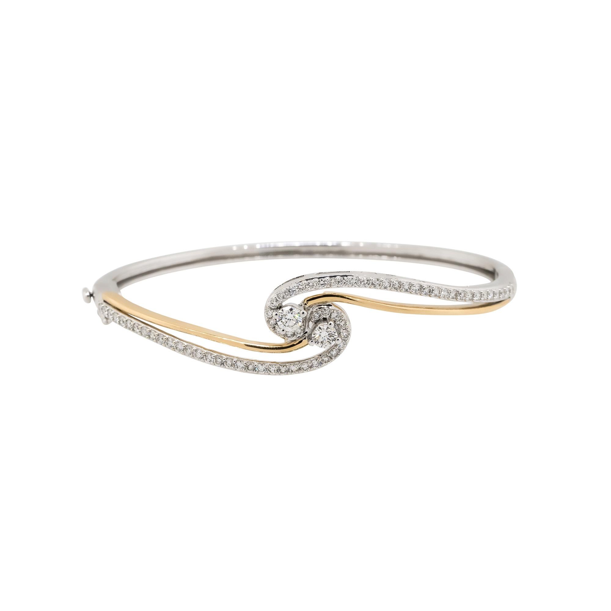 Material: 18k Weiß-, Gelb- und Roségold
Details der Diamanten: Ca. 1,50ctw Diamanten im Rundschliff. Die Diamanten haben eine Farbe von G/H und eine Reinheit von VS
Schliessen: Zunge im Kasten
Abmessungen: 65mm x 14.60mm x 55.80mm
Gesamtgewicht: