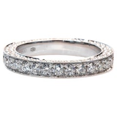 1,50 Karat E-F VS Diamanten 18K Weißgold Harmony Eternity-Ring