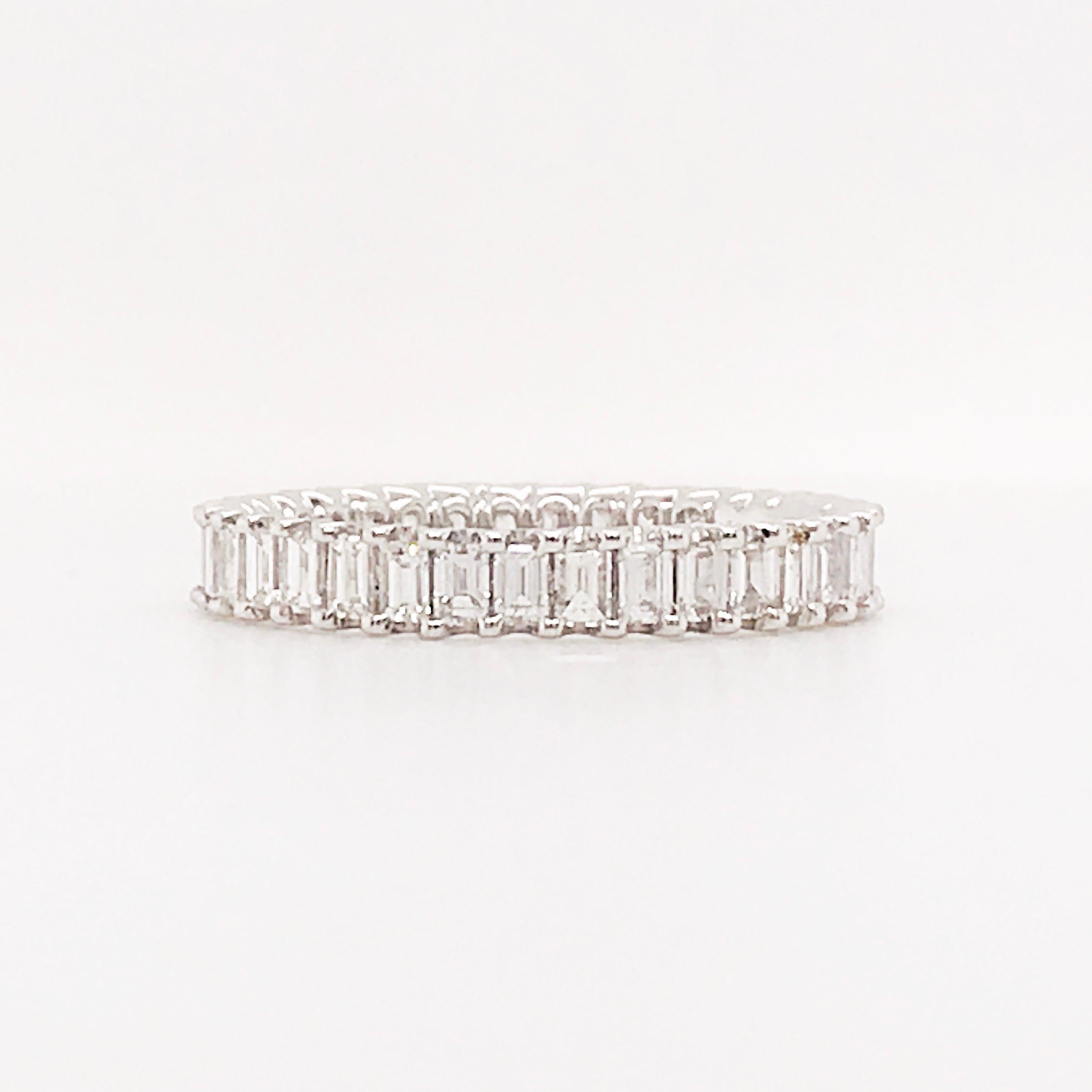 For Sale:  1.50 Carat Emerald Cut Diamond Eternity Band in 18 Karat White Gold Diamond Band 7