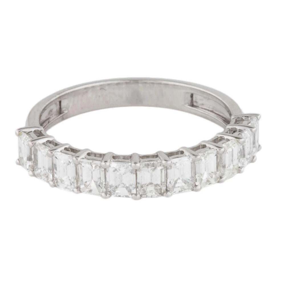 1,50 Karat Smaragdschliff Diamant Halb-Eternity-Ring 15 Teile im Zustand „Neu“ im Angebot in Rutherford, NJ