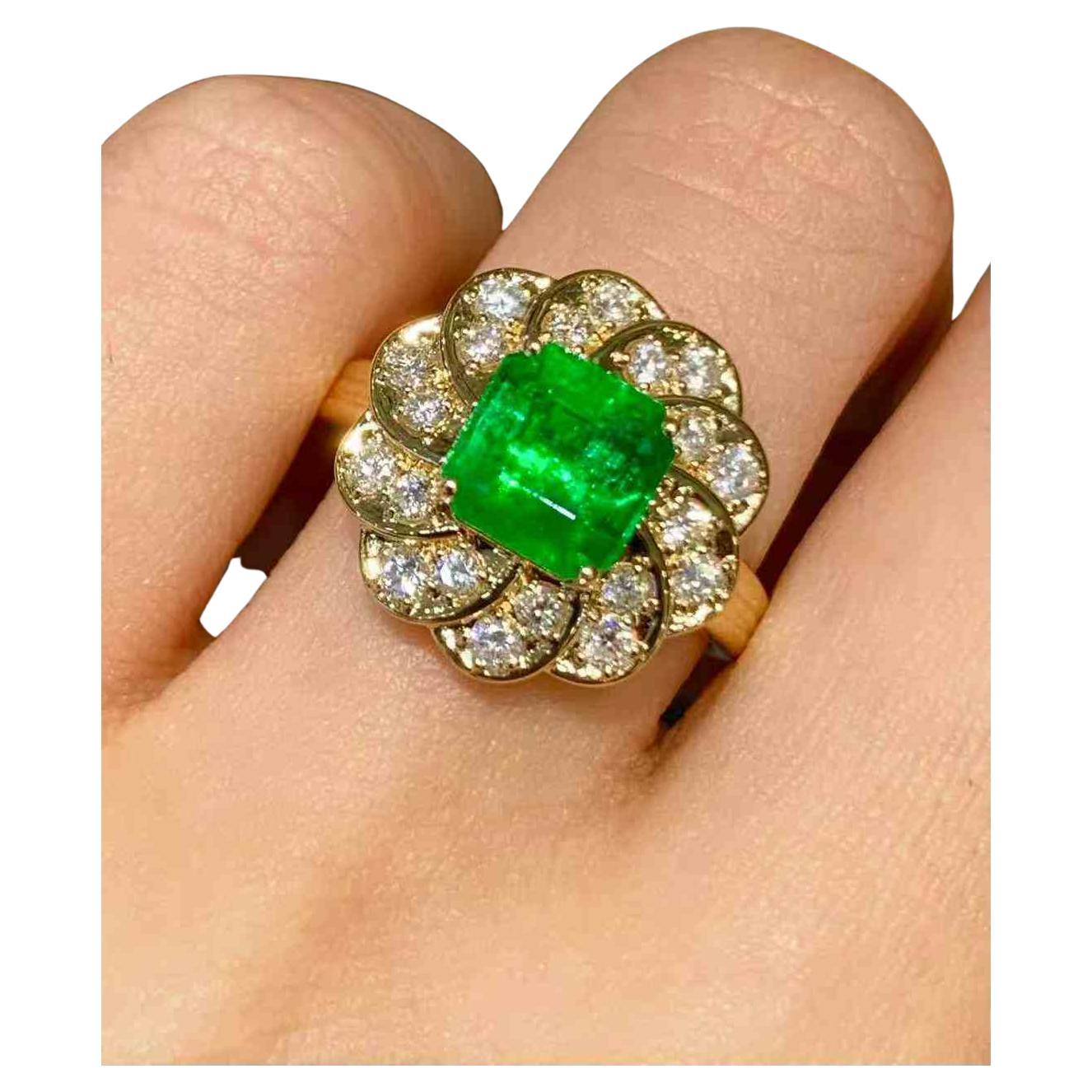 1.50 Carat Emerald Halo Diamond Ring in 18K Solid Gold For Sale