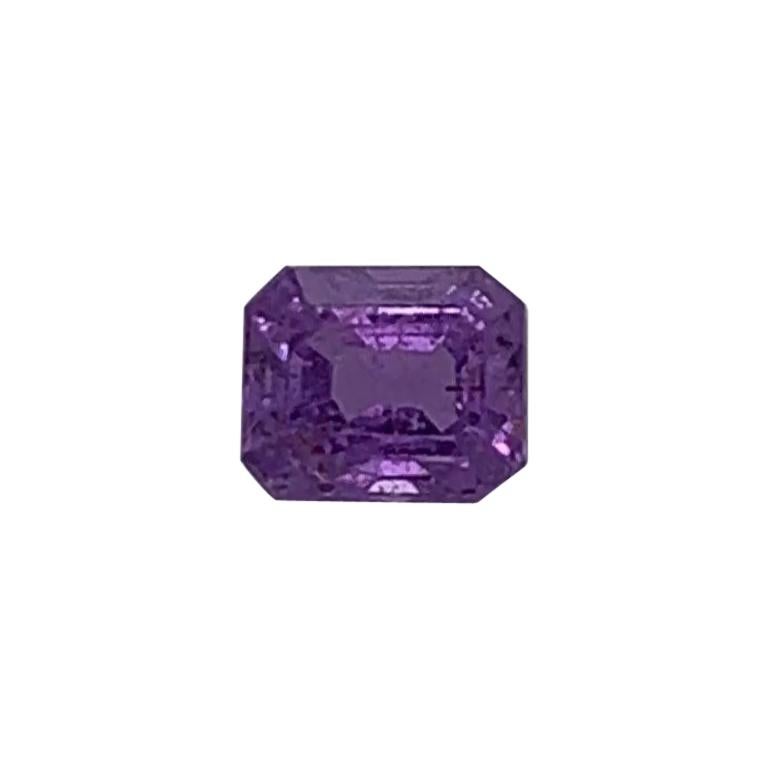 Saphir en forme d'émeraude de 1,50 carat de couleur violette certifié GIA, non chauffé