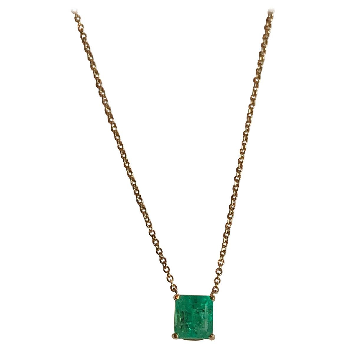 1.50 Carat Emerald Yellow Gold 18 Karat Solitaire Pendant Necklace