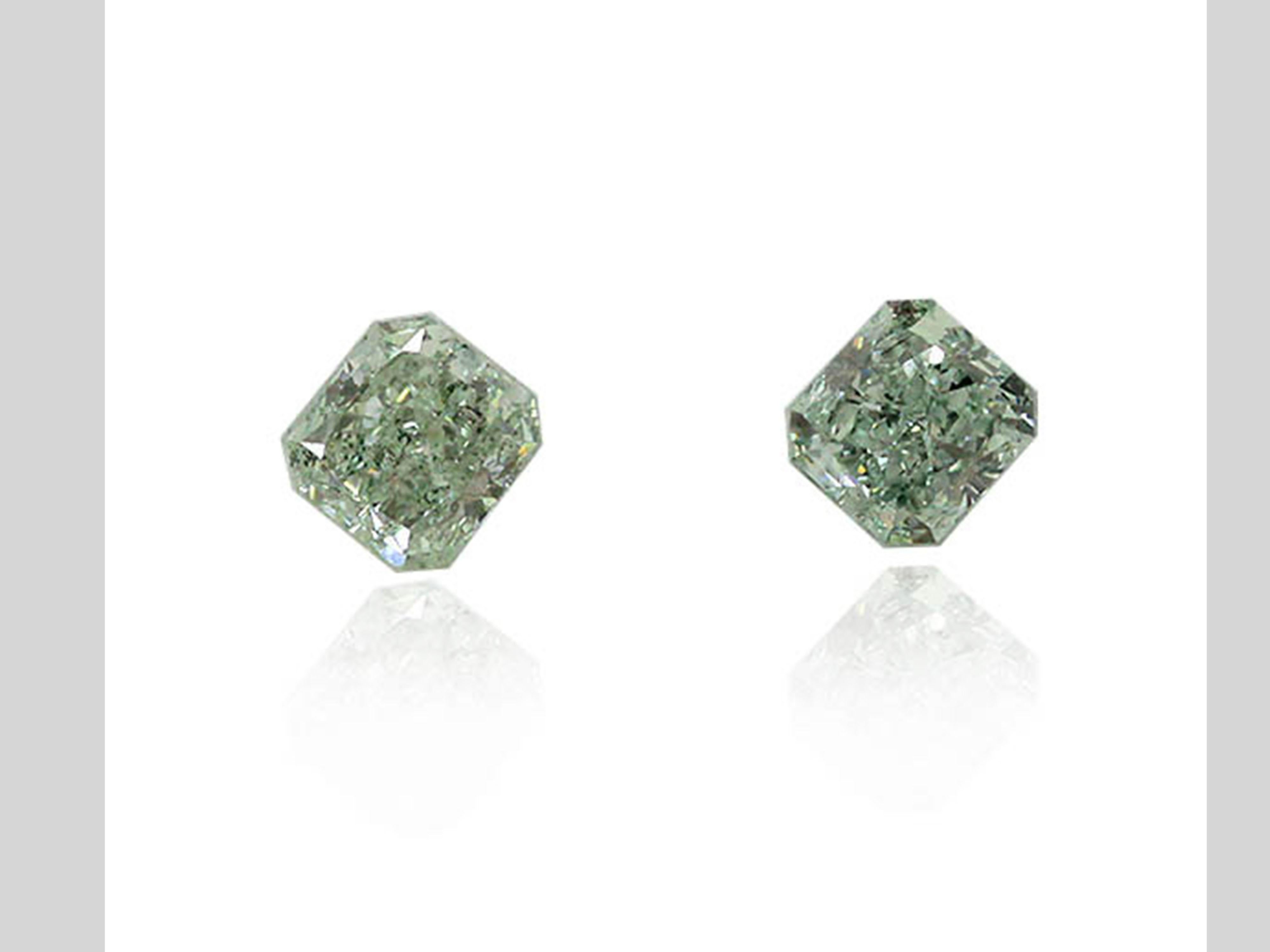 Boucles d'oreilles pendantes en diamant vert de fantaisie de 1,50 carat, or 18 carats certifié GIA Neuf - En vente à New York, NY